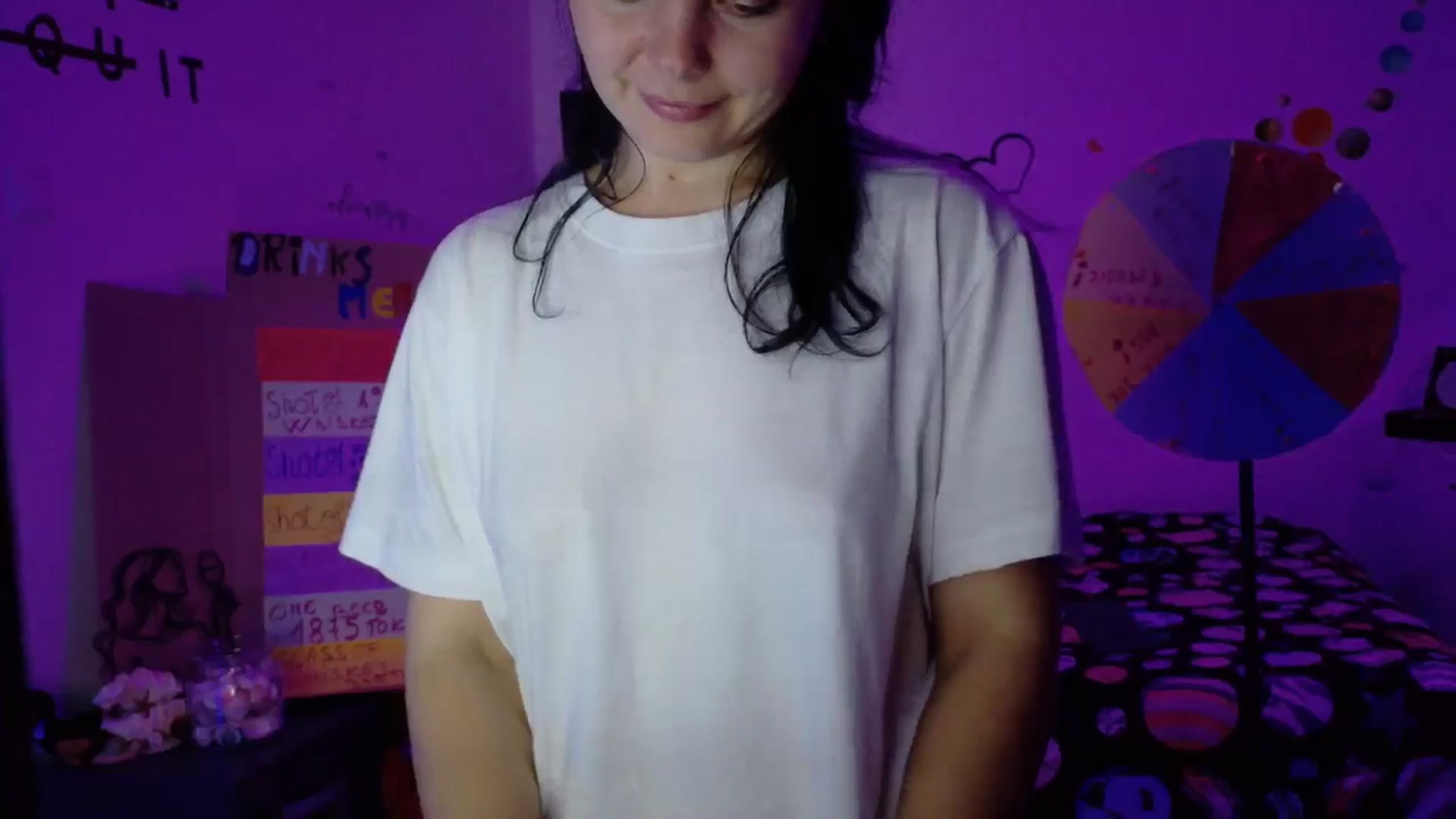 Gallery image thumbnail from YreneA's myfreecams stream on, 10/25/2025, 17:36 image 10 of 20
