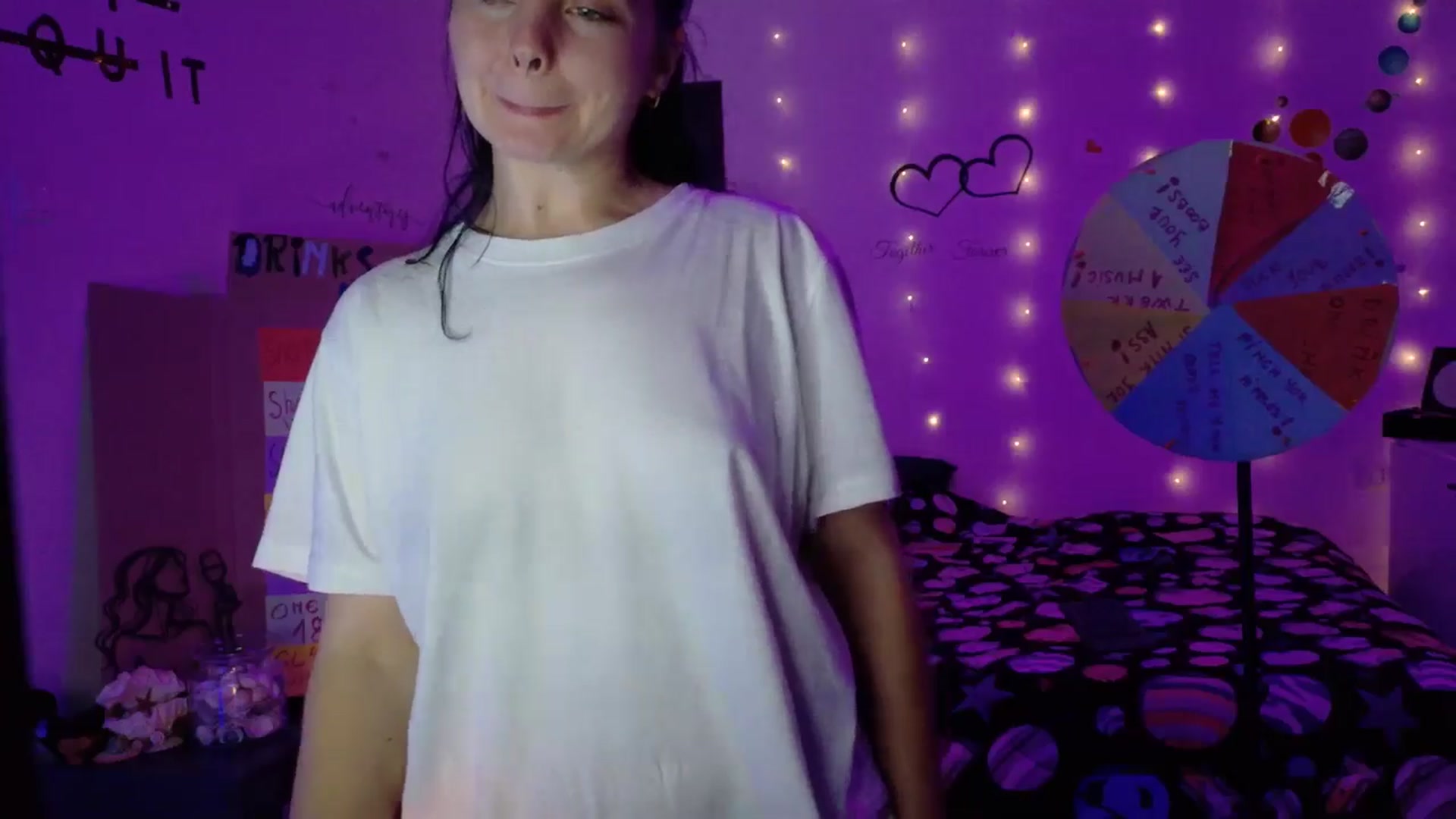 Gallery image thumbnail from YreneA's myfreecams stream on, 10/25/2025, 17:36 image 11 of 20