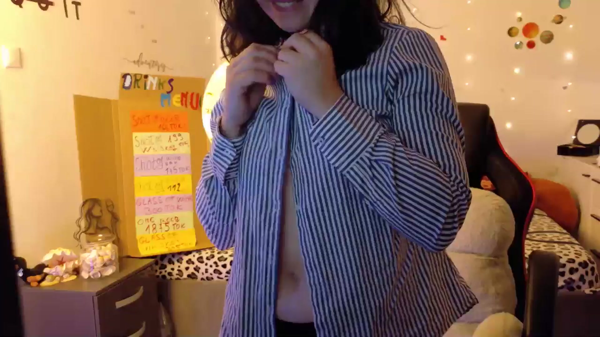 Gallery image thumbnail from YreneA's myfreecams stream on, 10/26/2025, 07:14 image 12 of 20