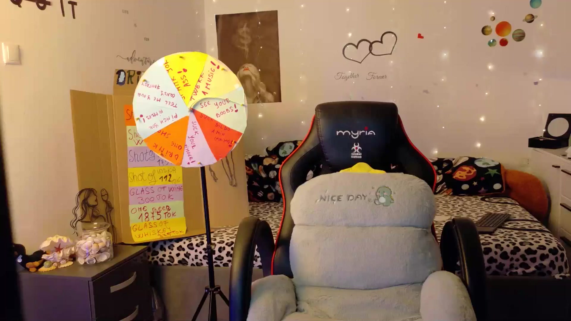 Gallery image thumbnail from YreneA's myfreecams stream on, 10/26/2025, 07:14 image 16 of 20