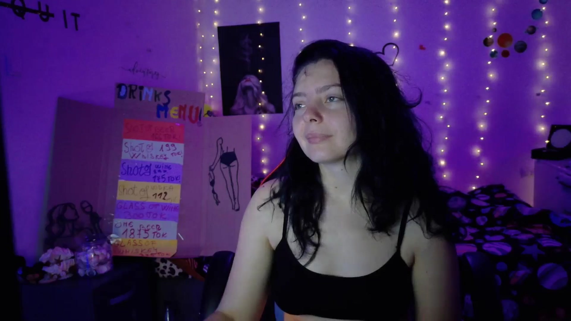 Gallery image thumbnail from YreneA's myfreecams stream on, 10/27/2025, 05:19 image 17 of 20