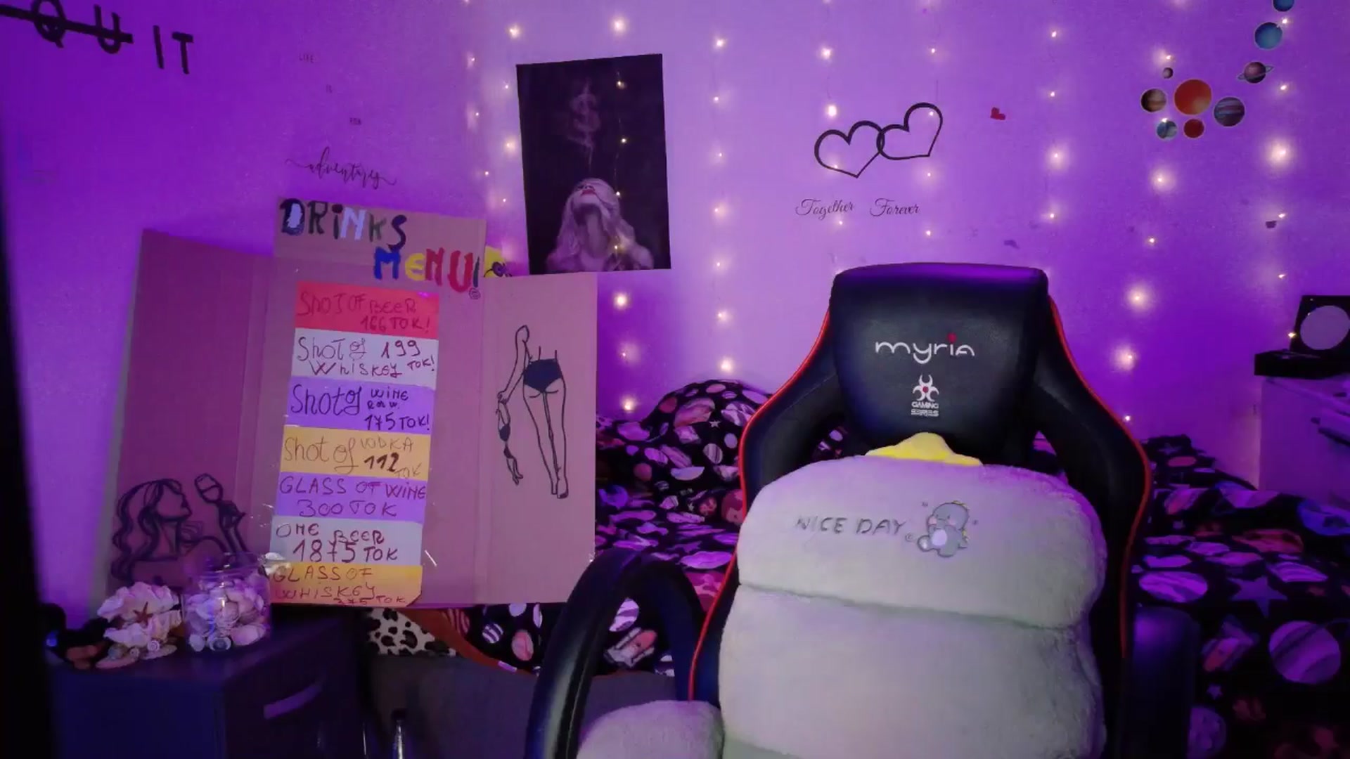 Gallery image thumbnail from YreneA's myfreecams stream on, 10/27/2025, 05:19 image 8 of 20
