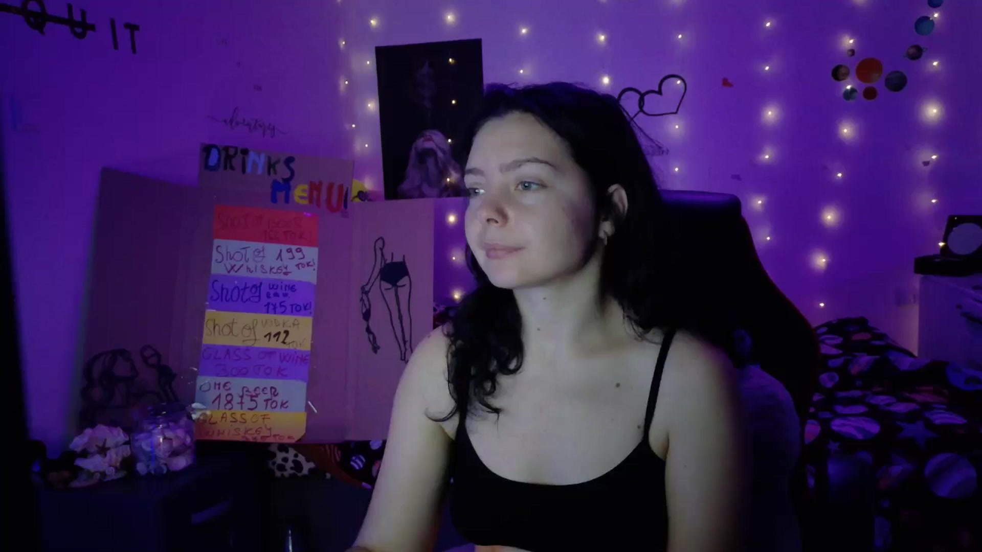 Gallery image thumbnail from YreneA's myfreecams stream on, 10/27/2025, 05:19 image 11 of 20