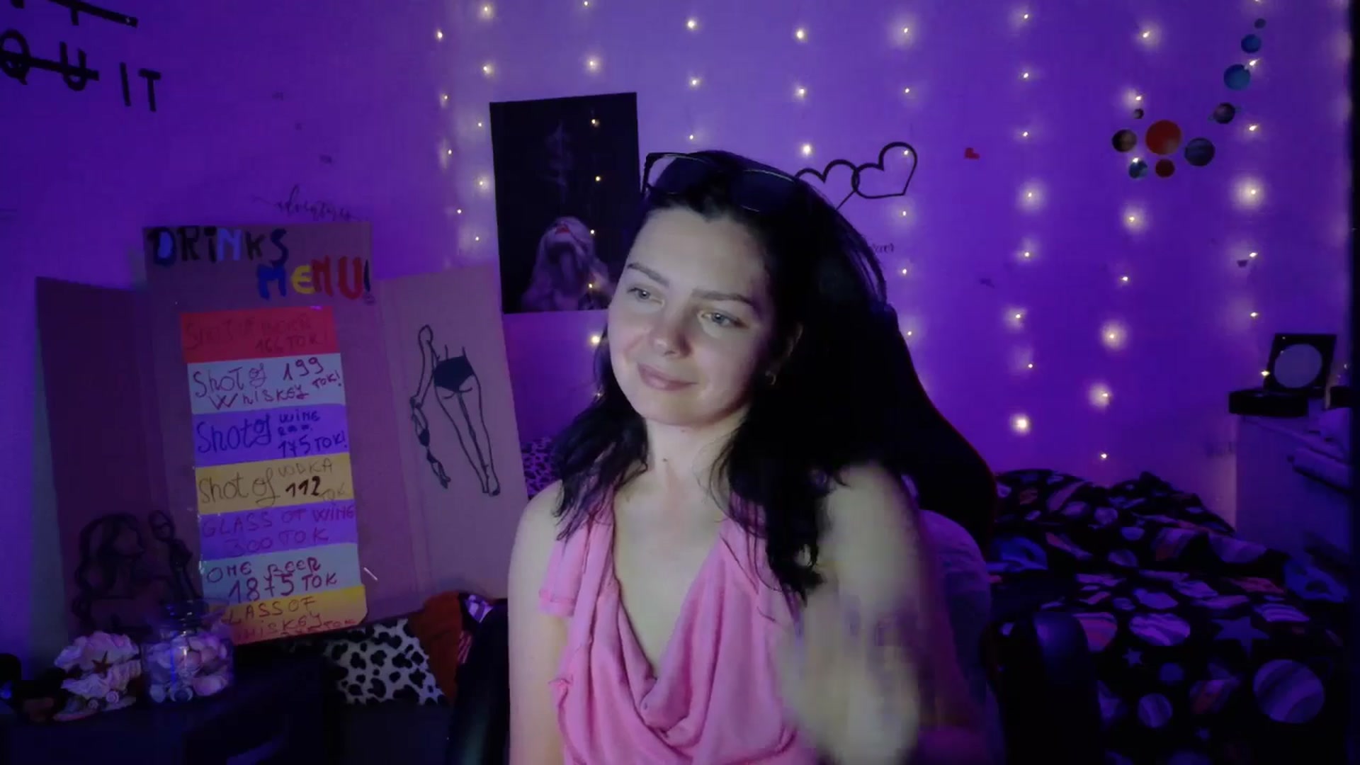 Gallery image thumbnail from YreneA's myfreecams stream on, 10/27/2025, 19:17 image 18 of 20