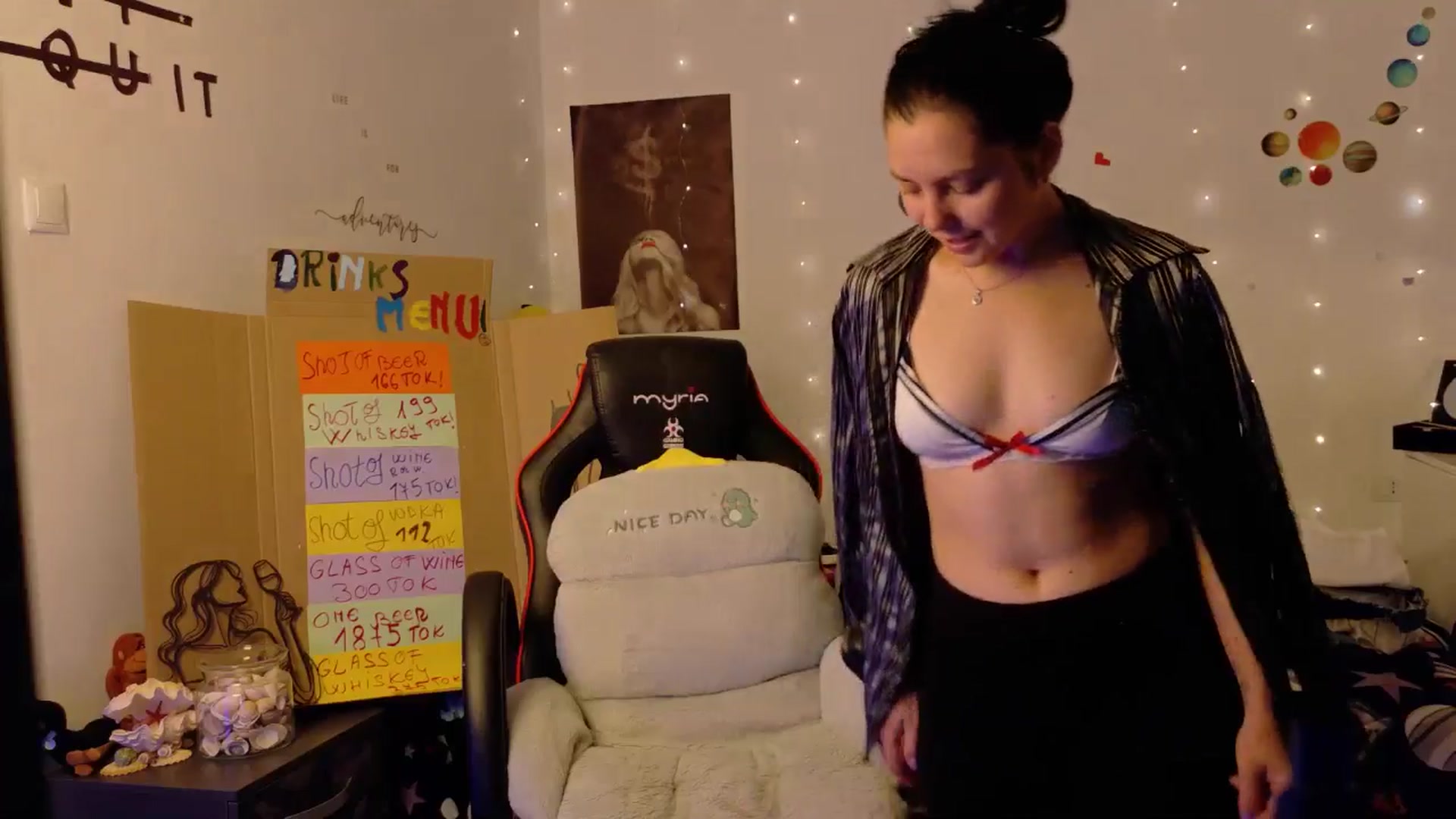 Gallery image thumbnail from YreneA's myfreecams stream on, 10/28/2025, 14:04 image 20 of 20