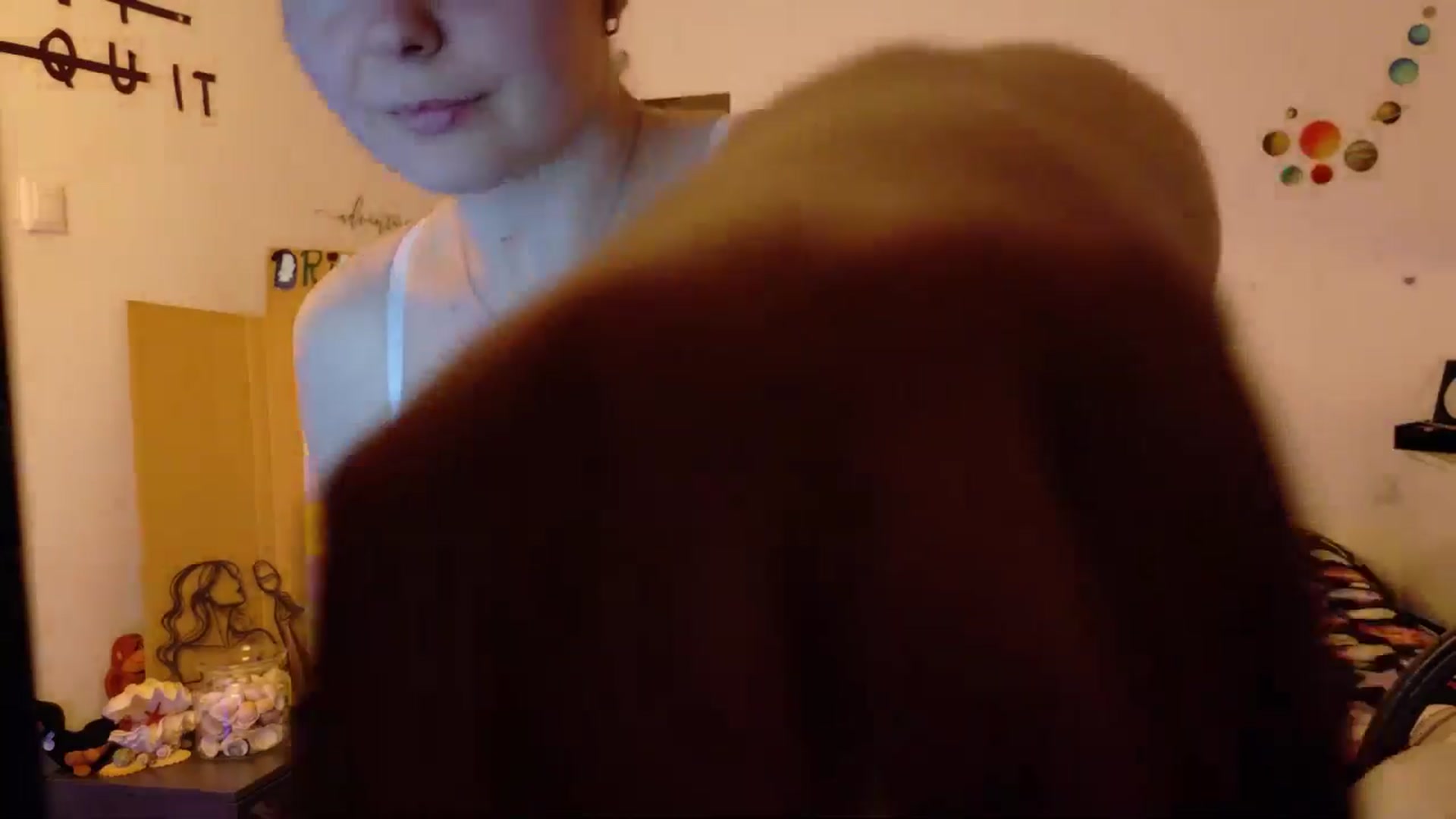 Gallery image thumbnail from YreneA's myfreecams stream on, 10/28/2025, 14:04 image 17 of 20