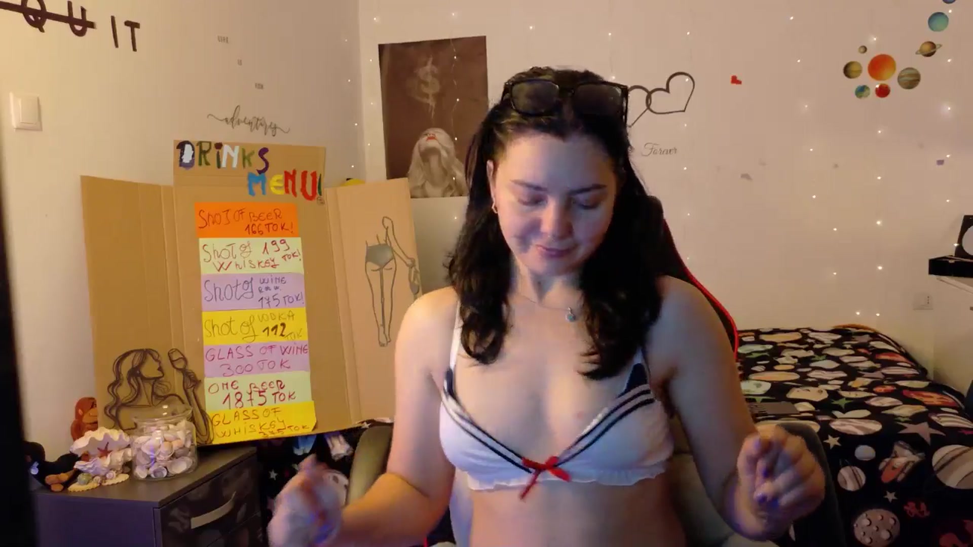 Gallery image thumbnail from YreneA's myfreecams stream on, 10/28/2025, 14:04 image 5 of 20