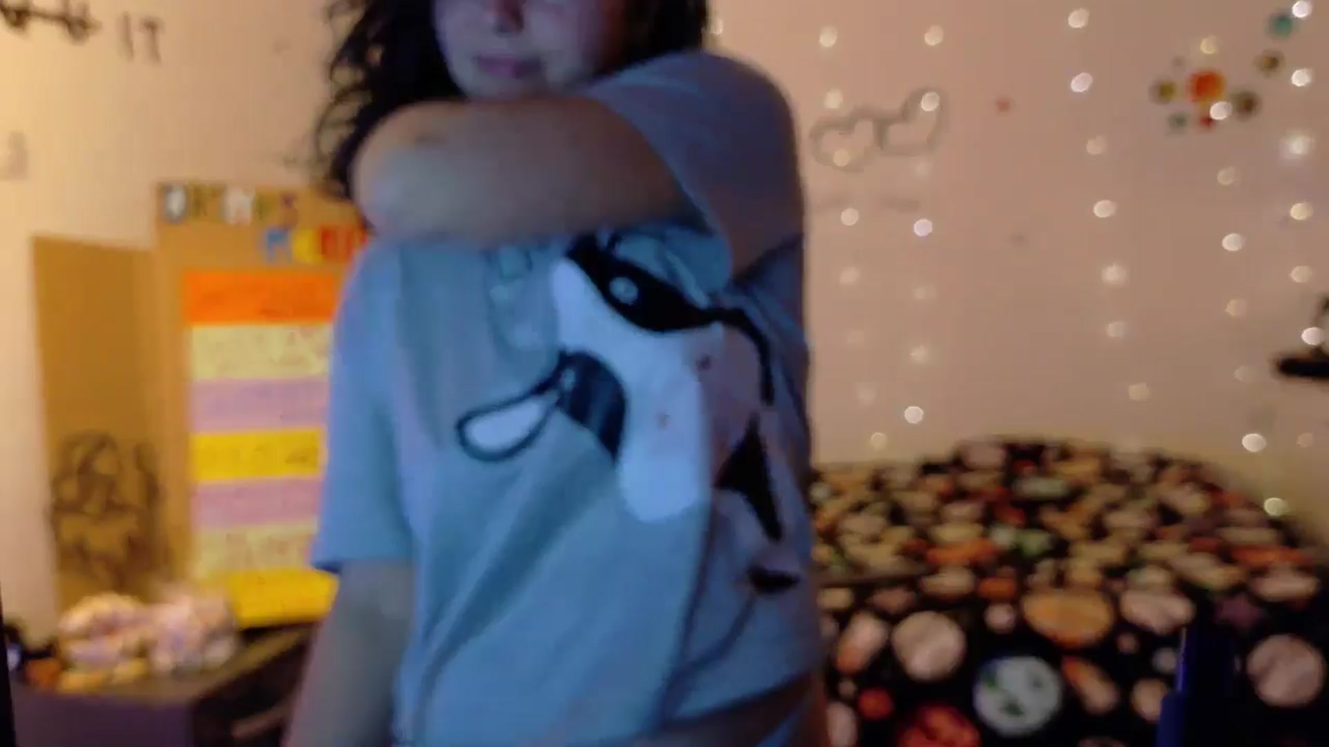 Gallery image thumbnail from YreneA's myfreecams stream on, 10/29/2025, 15:07 image 7 of 20