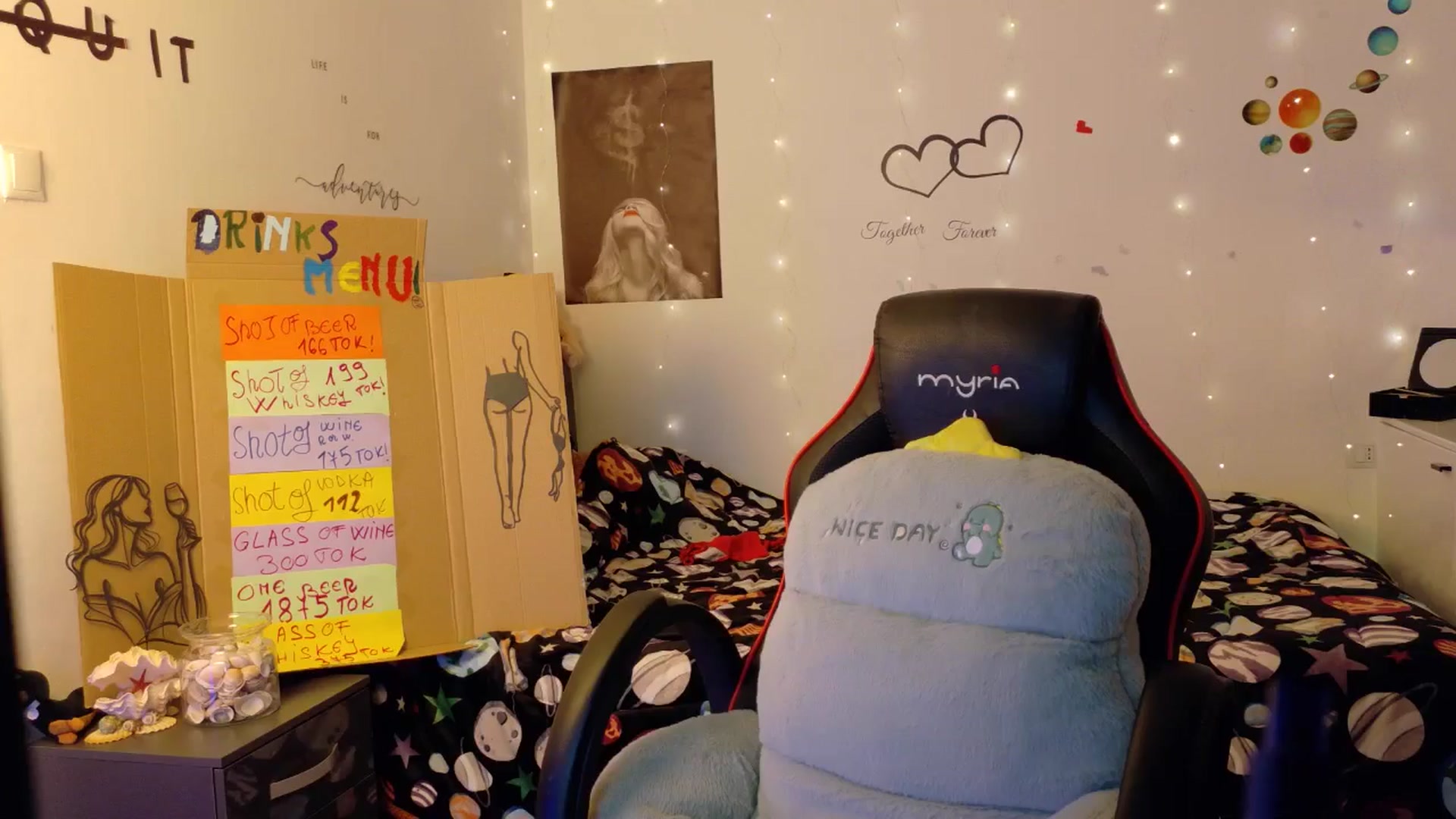 Gallery image thumbnail from YreneA's myfreecams stream on, 10/29/2025, 15:07 image 11 of 20