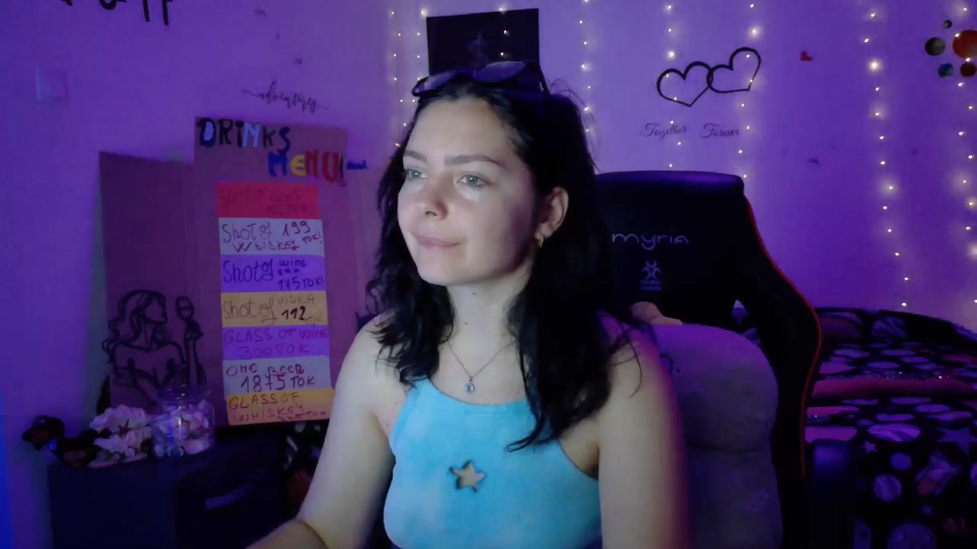 Gallery image thumbnail from YreneA's myfreecams stream on, 10/31/2025, 09:01 image 13 of 20