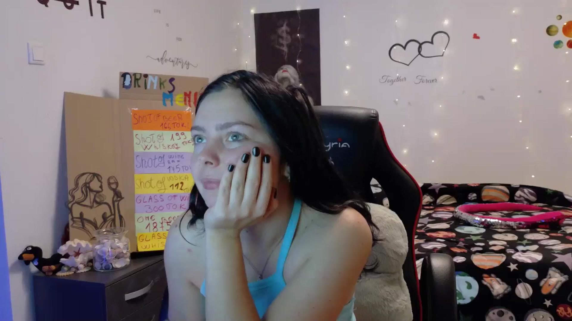 Gallery image thumbnail from YreneA's myfreecams stream on, 10/31/2025, 14:05 image 6 of 20