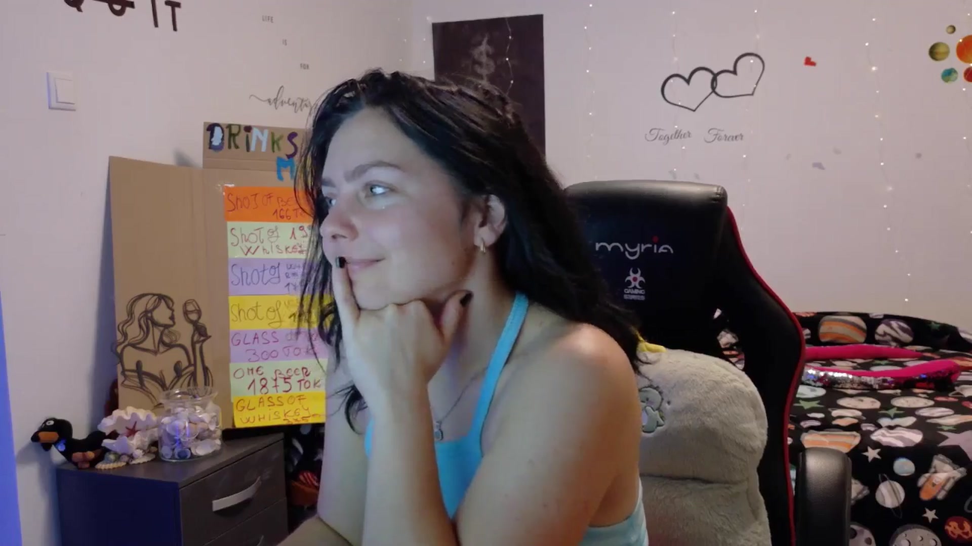 Gallery image thumbnail from YreneA's myfreecams stream on, 10/31/2025, 14:05 image 4 of 20