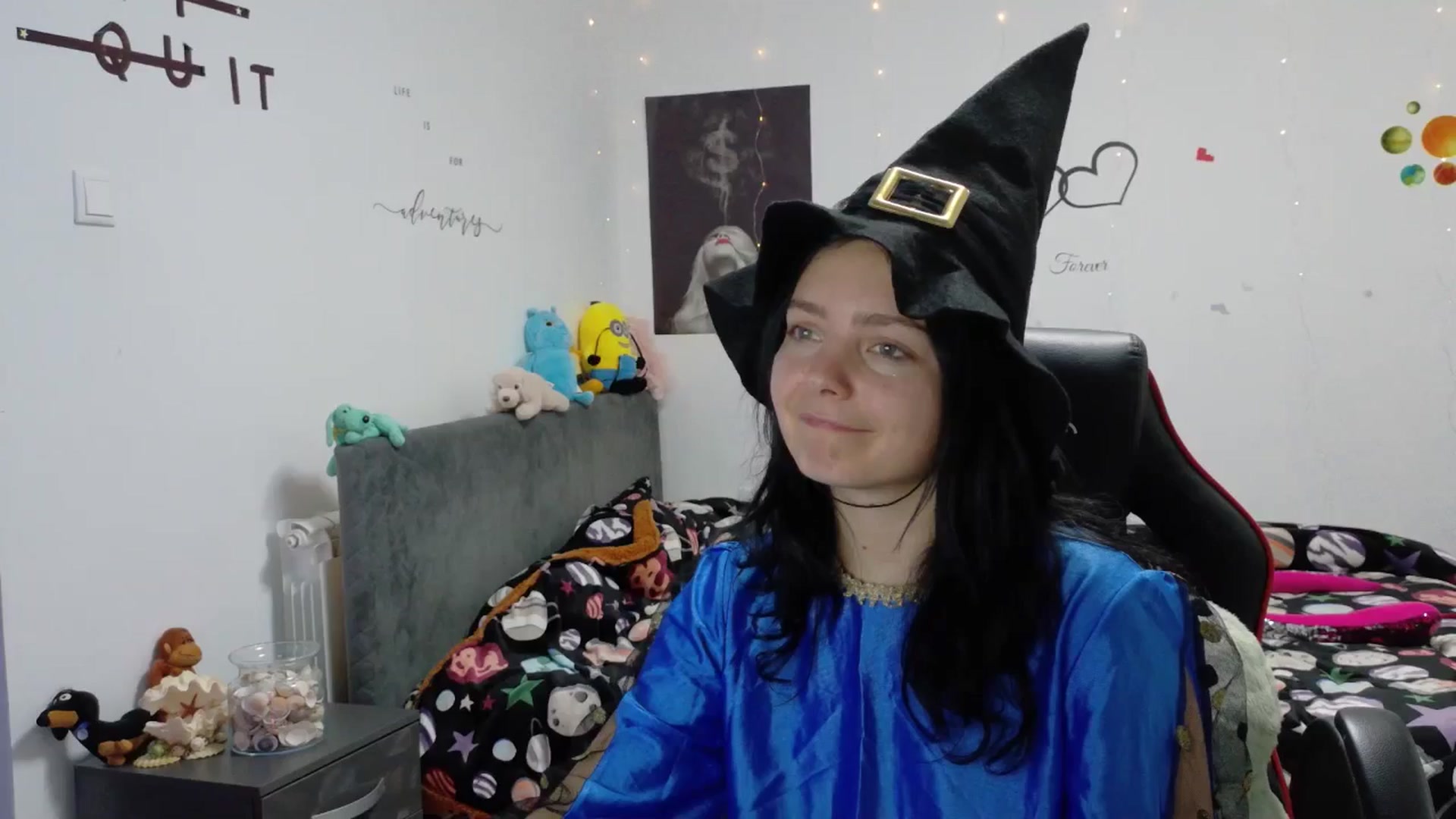Gallery image thumbnail from YreneA's myfreecams stream on, 10/31/2025, 19:28 image 15 of 20