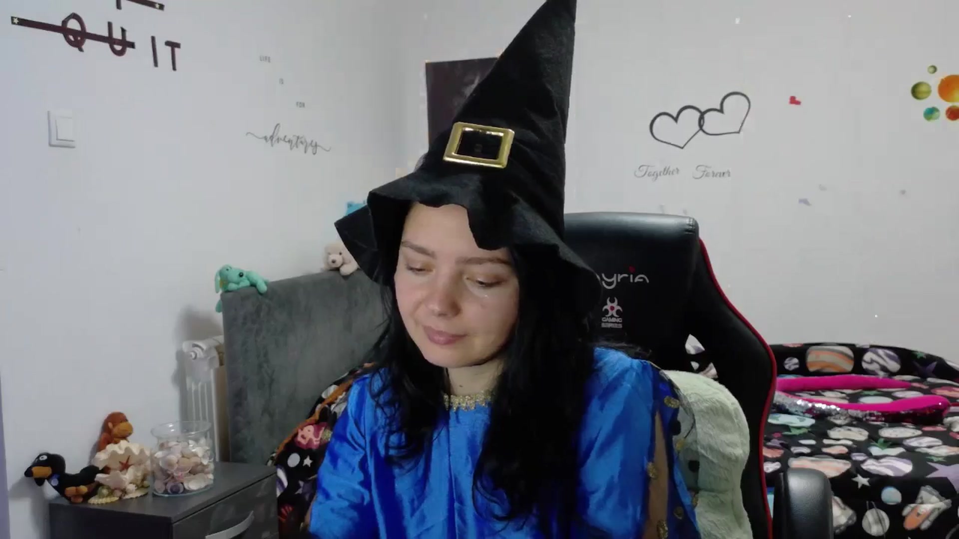Gallery image thumbnail from YreneA's myfreecams stream on, 10/31/2025, 19:28 image 9 of 20