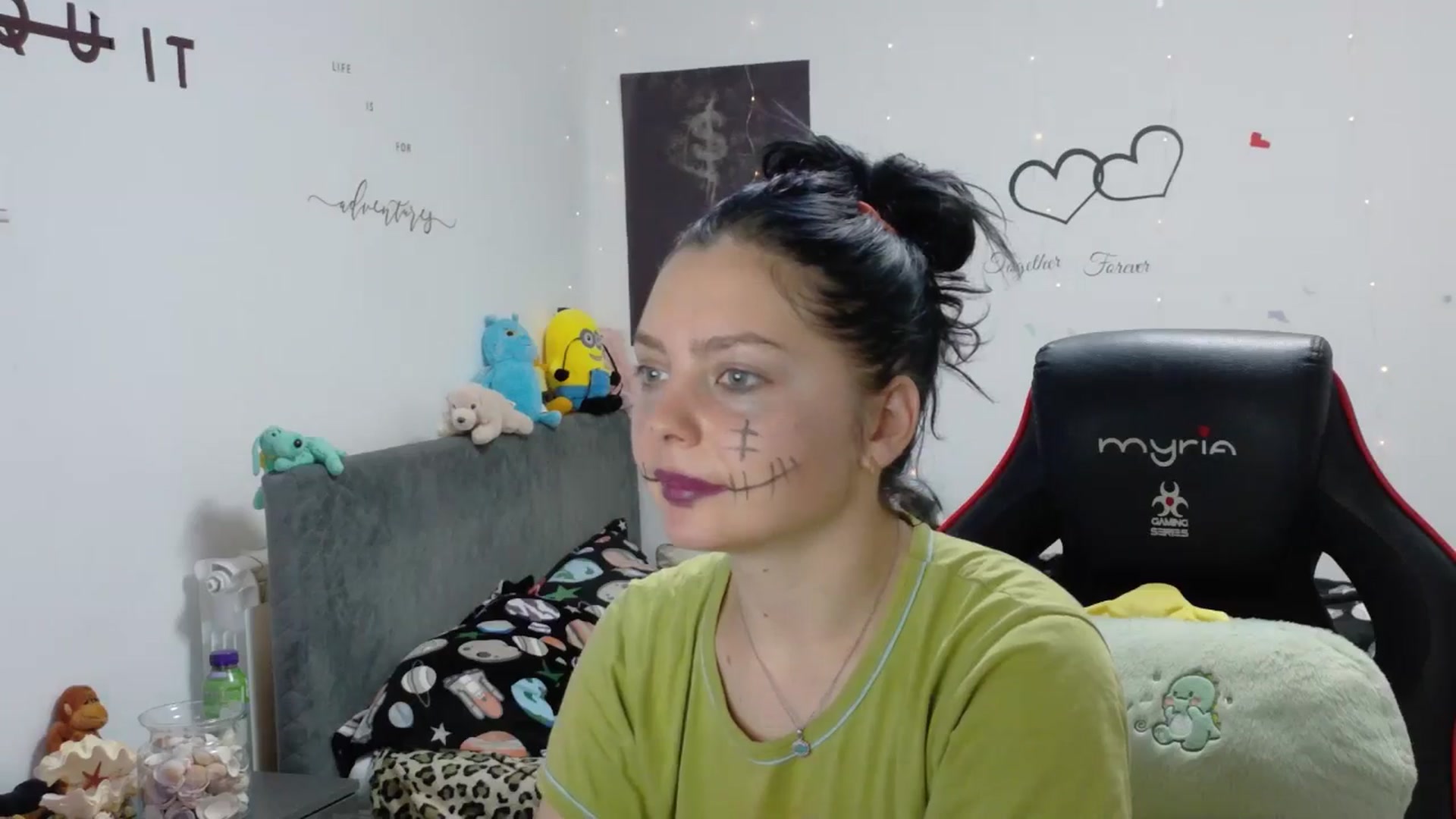 Gallery image thumbnail from YreneA's myfreecams stream on, 11/01/2025, 08:48 image 11 of 20