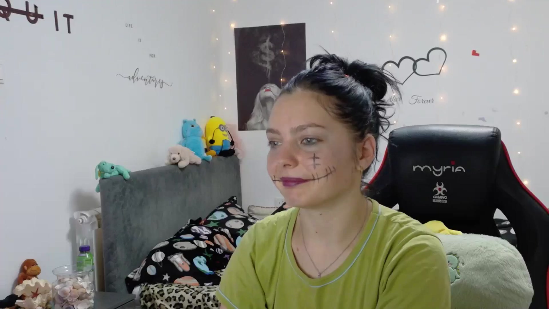 Gallery image thumbnail from YreneA's myfreecams stream on, 11/01/2025, 08:48 image 18 of 20