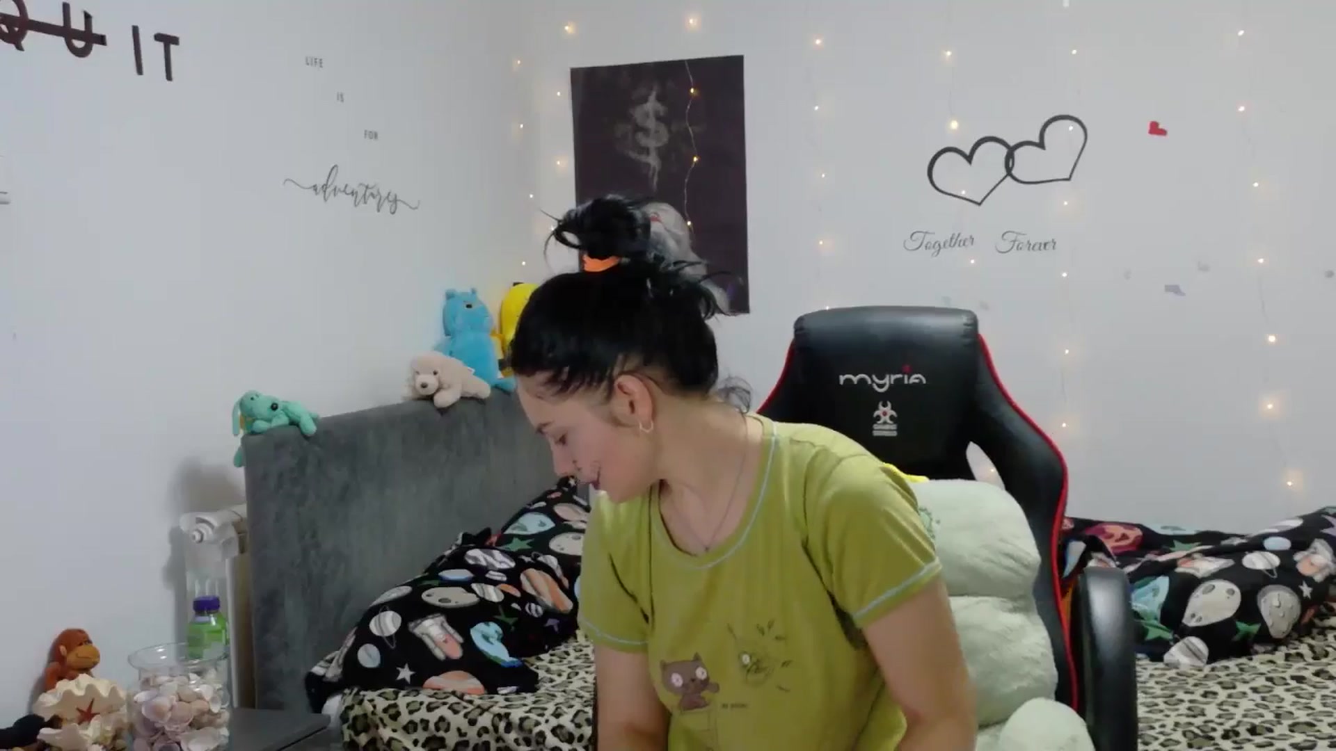 Gallery image thumbnail from YreneA's myfreecams stream on, 11/01/2025, 08:48 image 19 of 20