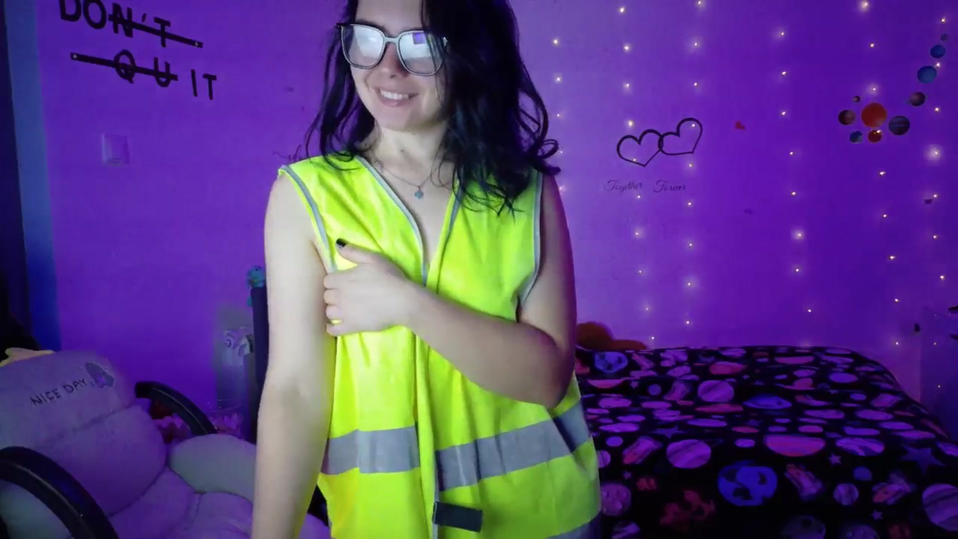 Gallery image thumbnail from YreneA's myfreecams stream on, 11/02/2025, 06:55 image 7 of 20