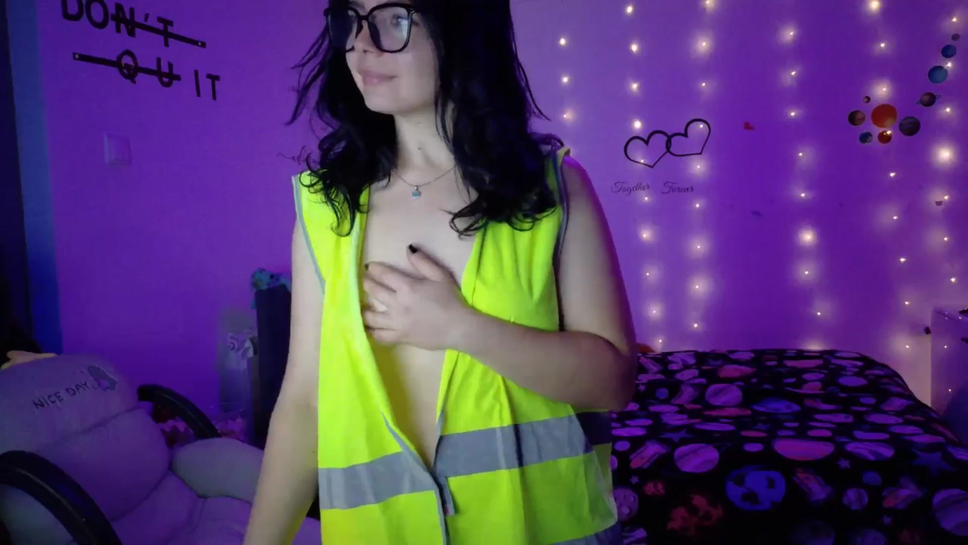 Gallery image thumbnail from YreneA's myfreecams stream on, 11/02/2025, 06:55 image 4 of 20