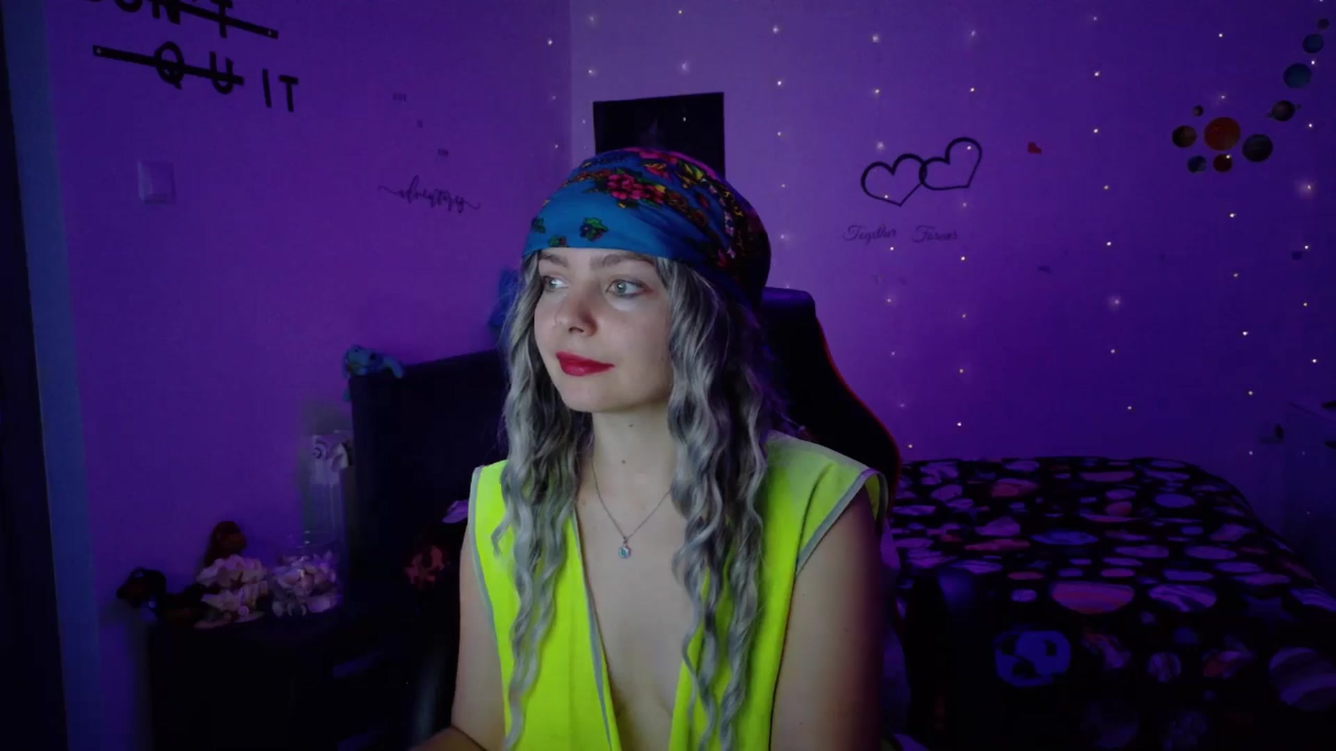 Gallery image thumbnail from YreneA's myfreecams stream on, 11/02/2025, 08:37 image 12 of 20