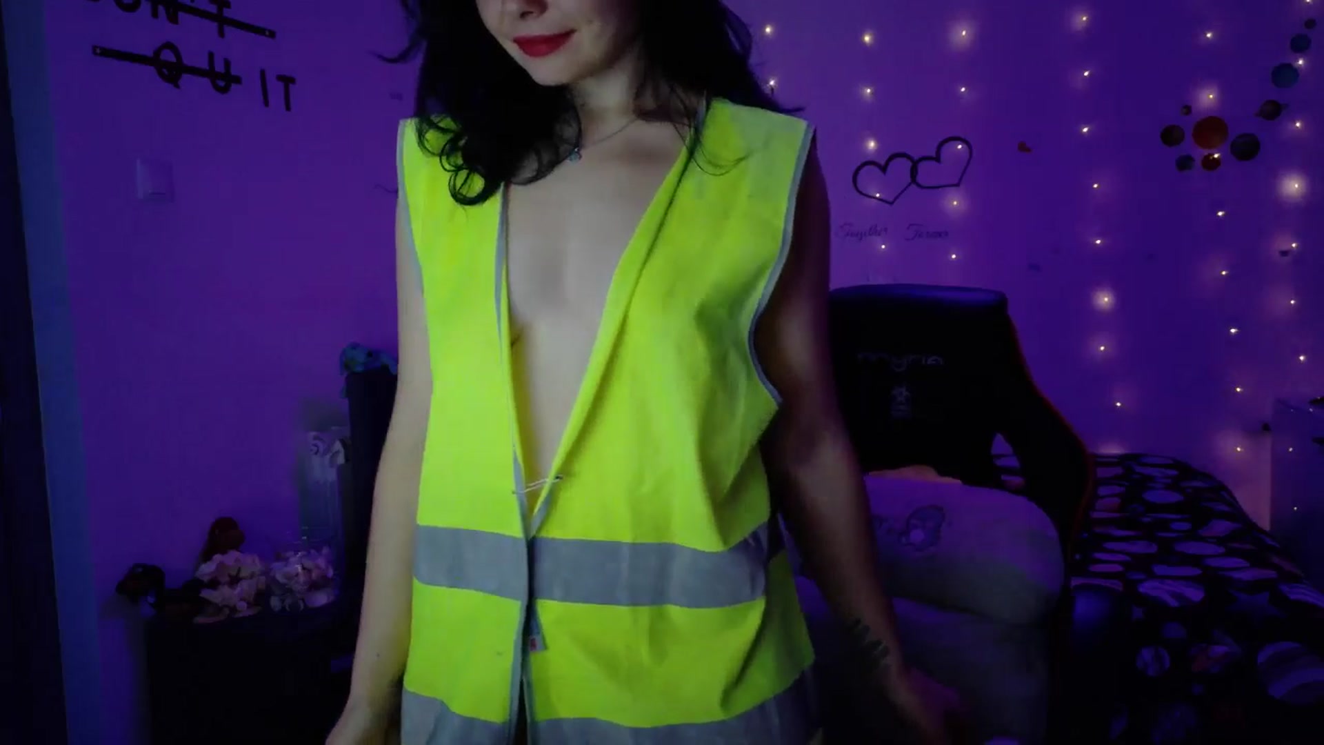 Gallery image thumbnail from YreneA's myfreecams stream on, 11/02/2025, 08:37 image 14 of 20