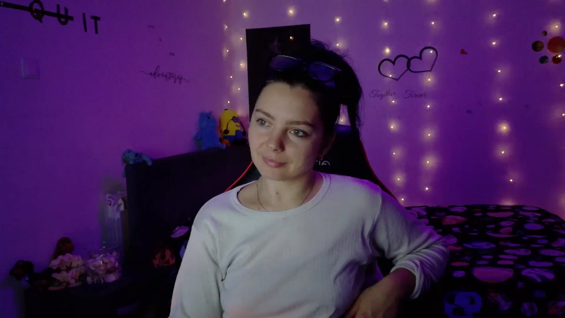 Gallery image thumbnail from YreneA's myfreecams stream on, 11/02/2025, 15:42 image 12 of 20
