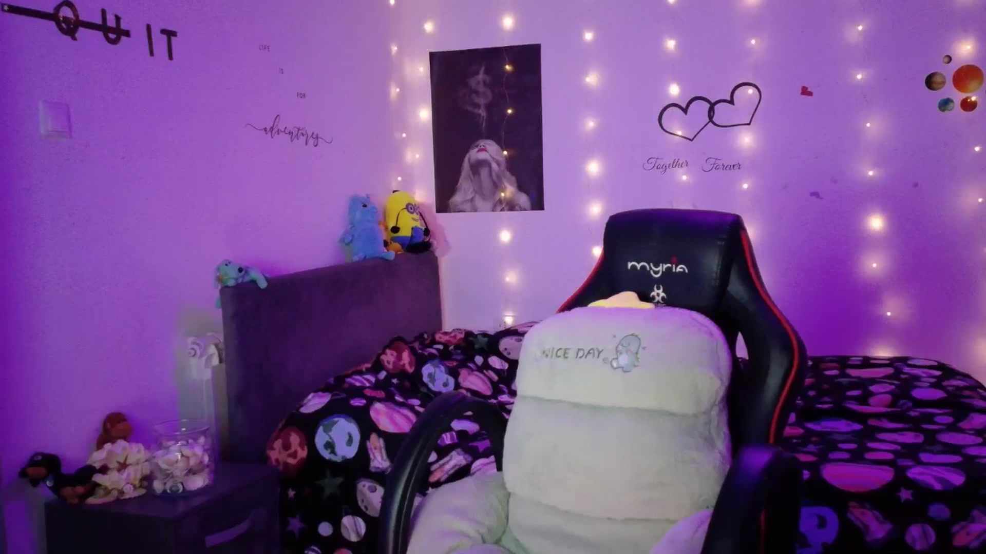 Gallery image thumbnail from YreneA's myfreecams stream on, 11/02/2025, 15:42 image 19 of 20