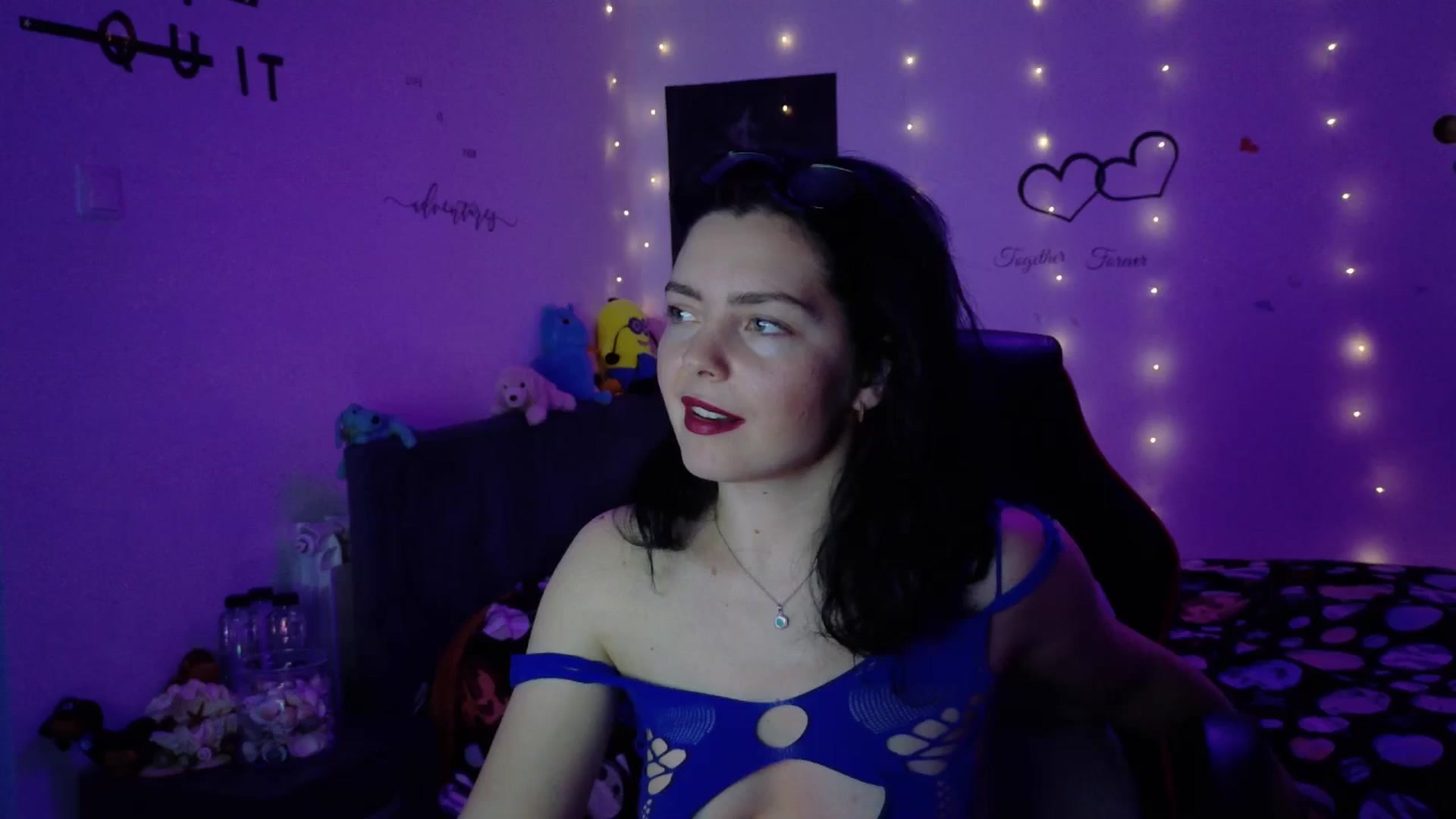 Gallery image thumbnail from YreneA's myfreecams stream on, 11/03/2025, 14:12 image 19 of 20