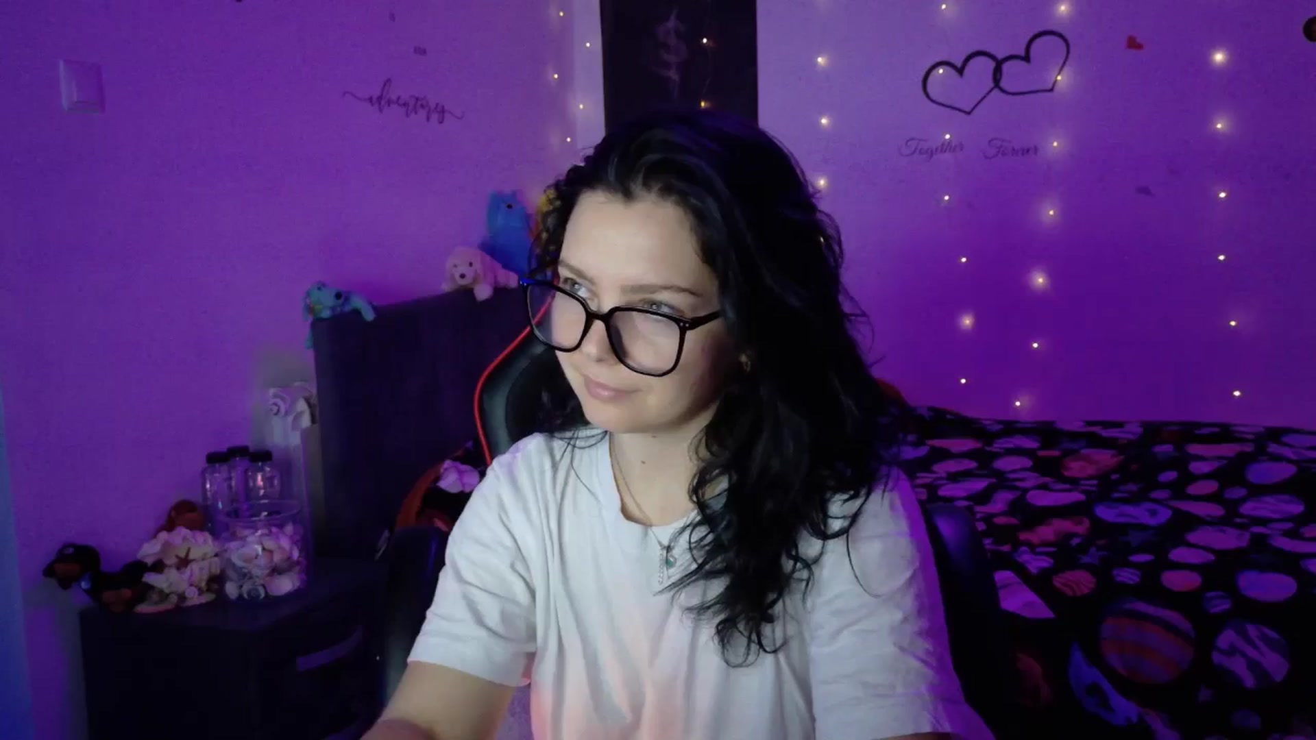 Gallery image thumbnail from YreneA's myfreecams stream on, 11/03/2025, 14:12 image 1 of 20