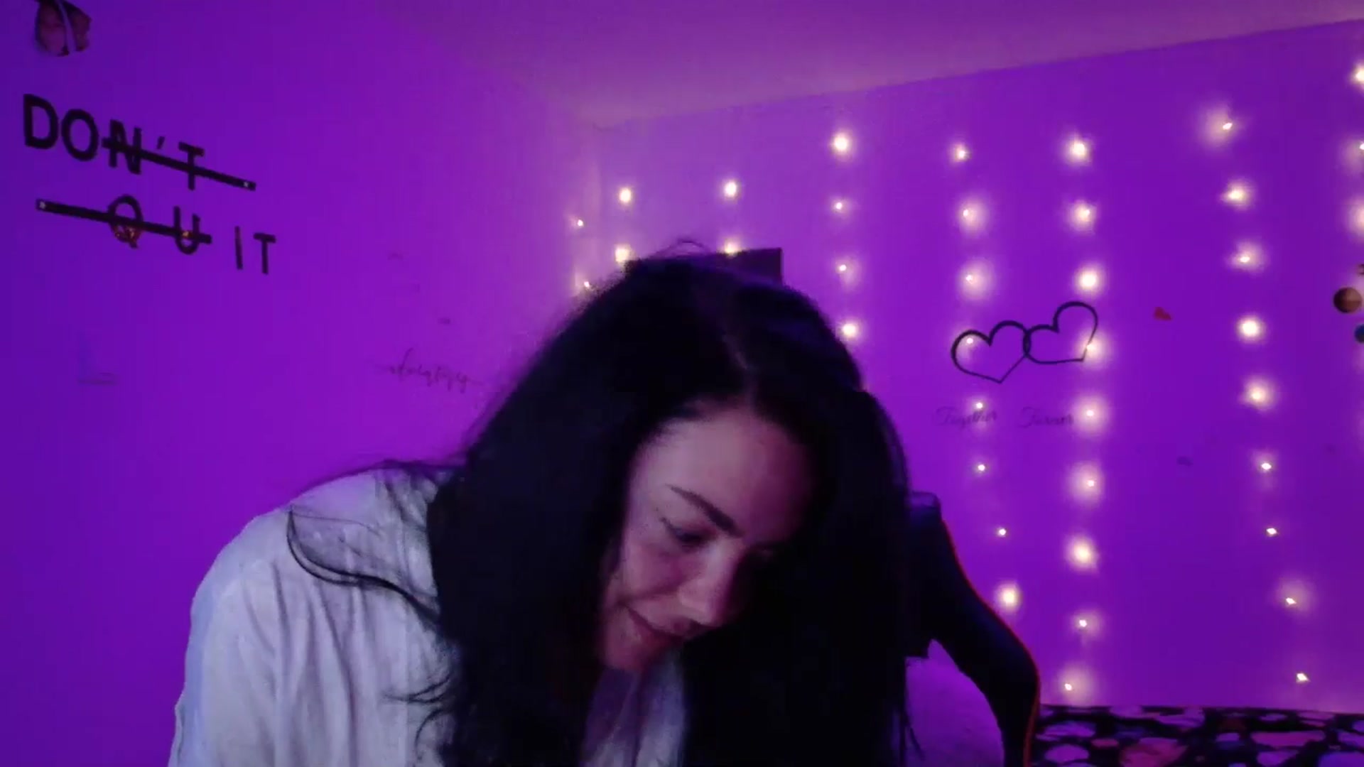 Gallery image thumbnail from YreneA's myfreecams stream on, 11/03/2025, 16:34 image 3 of 20