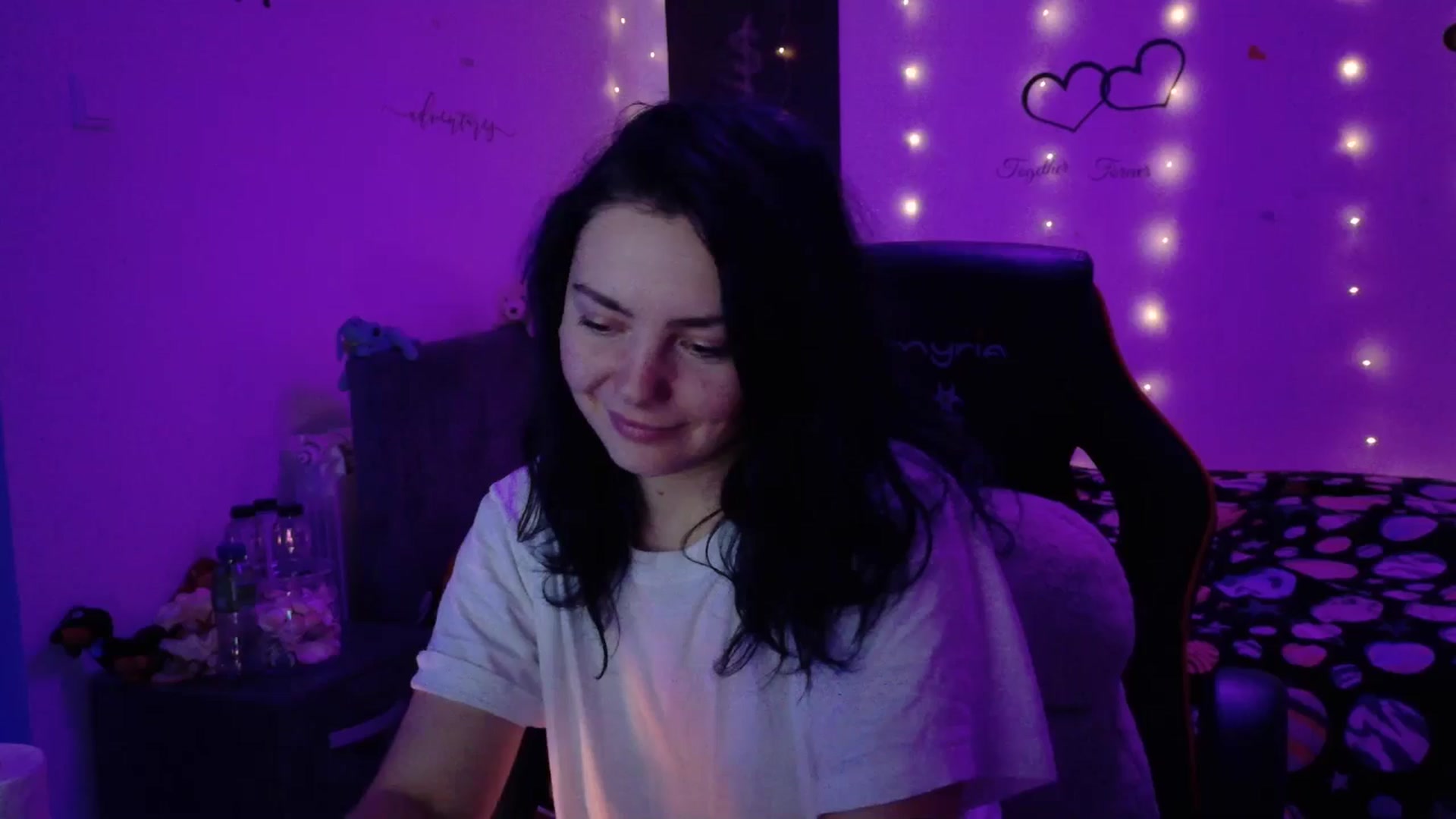 Gallery image thumbnail from YreneA's myfreecams stream on, 11/03/2025, 16:34 image 1 of 20