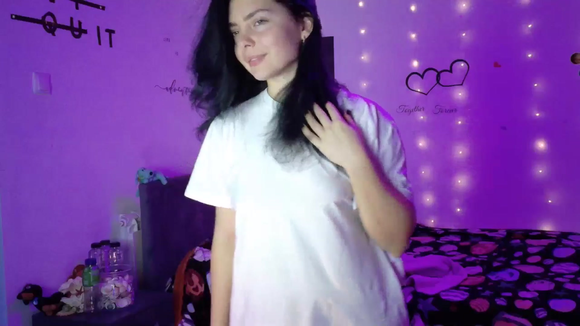 Gallery image thumbnail from YreneA's myfreecams stream on, 11/03/2025, 16:34 image 17 of 20