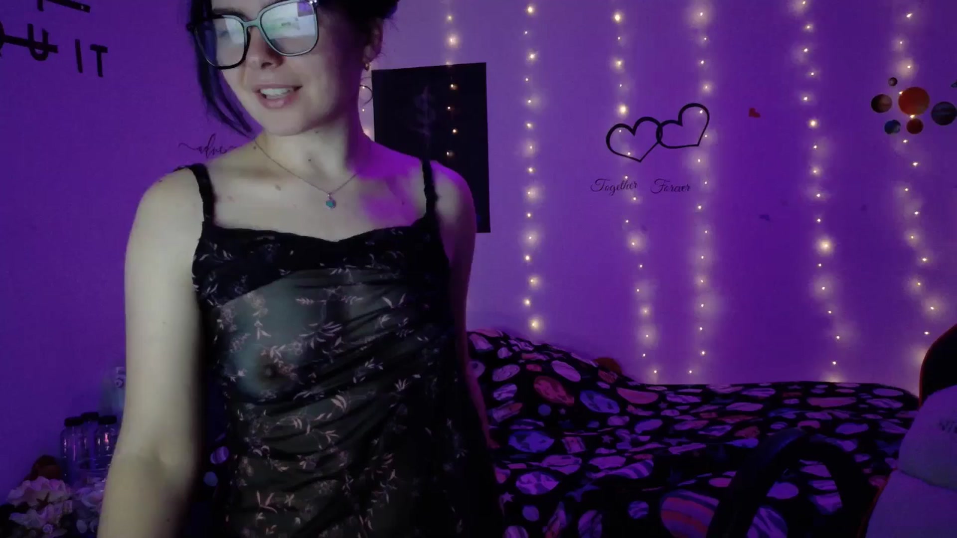 Gallery image thumbnail from YreneA's myfreecams stream on, 11/04/2025, 06:33 image 7 of 20