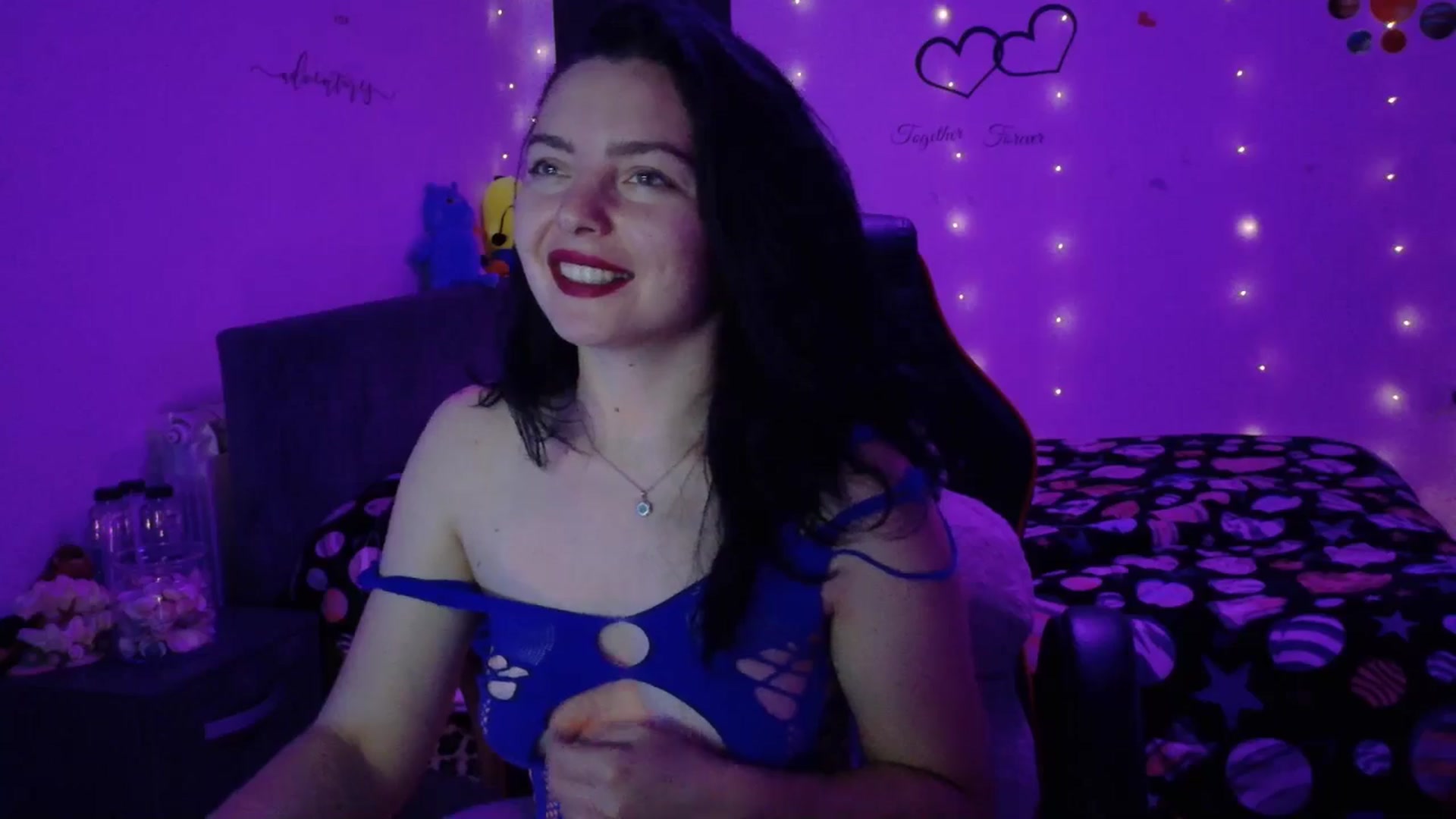 Gallery image thumbnail from YreneA's myfreecams stream on, 11/04/2025, 07:23 image 11 of 20
