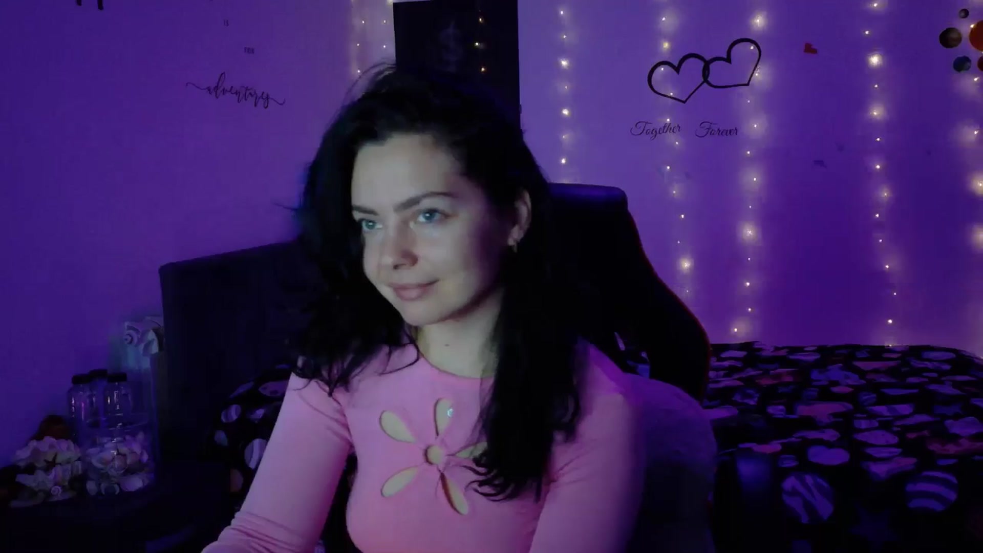 Gallery image thumbnail from YreneA's myfreecams stream on, 11/04/2025, 12:02 image 2 of 20