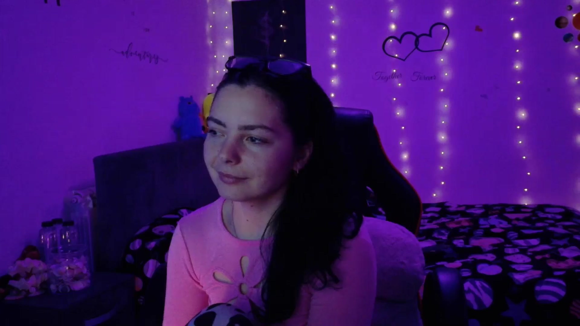 Gallery image thumbnail from YreneA's myfreecams stream on, 11/04/2025, 12:02 image 4 of 20