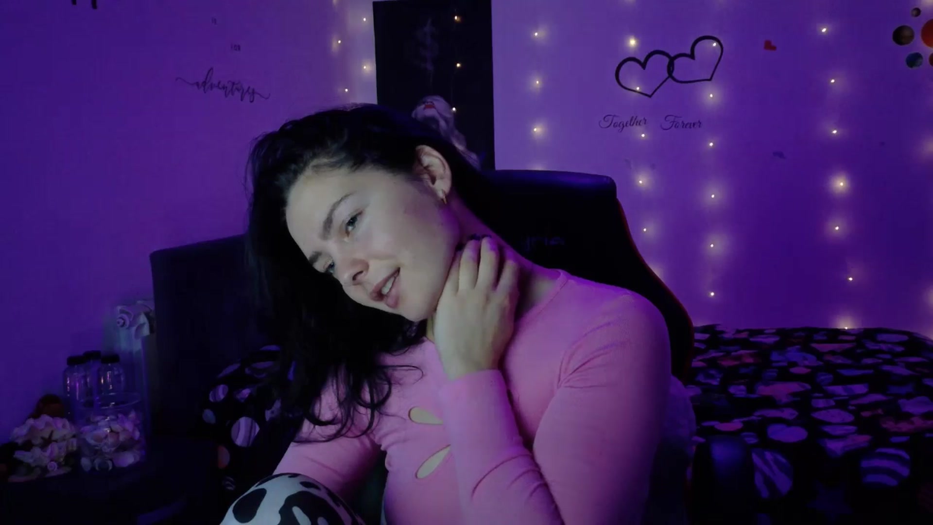 Gallery image thumbnail from YreneA's myfreecams stream on, 11/04/2025, 12:02 image 3 of 20