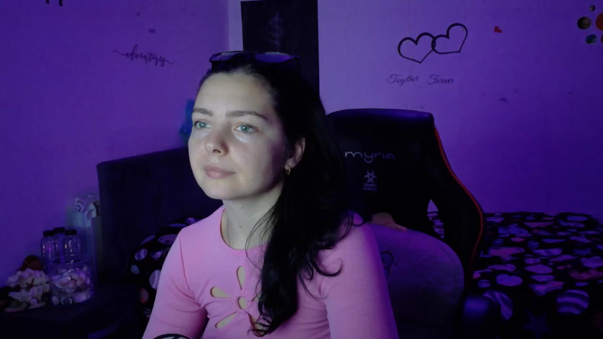 Gallery image thumbnail from YreneA's myfreecams stream on, 11/04/2025, 12:02 image 6 of 20