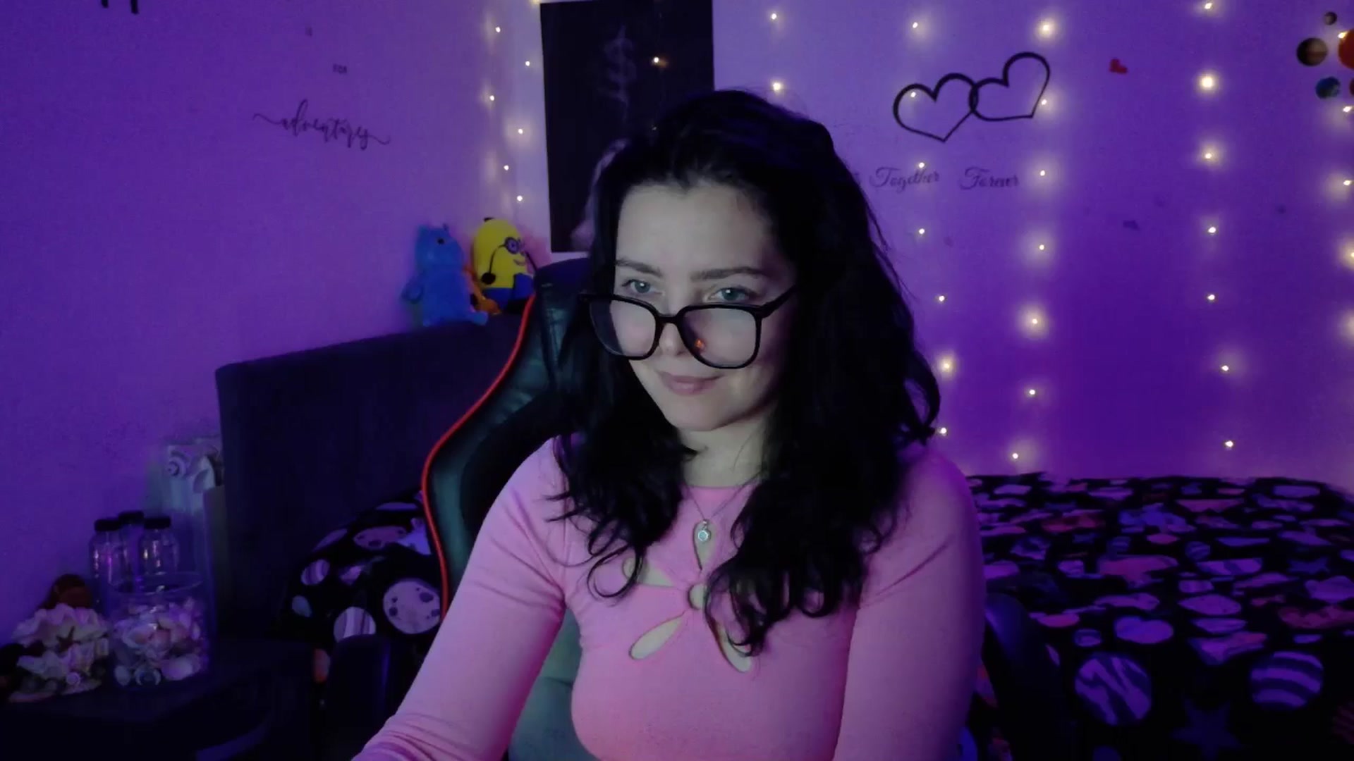 Gallery image thumbnail from YreneA's myfreecams stream on, 11/04/2025, 12:02 image 19 of 20