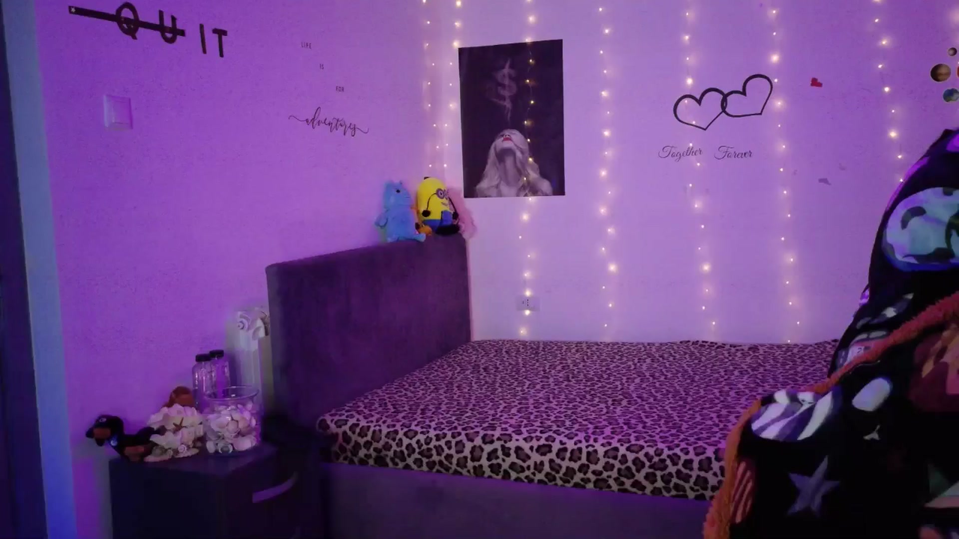 Gallery image thumbnail from YreneA's myfreecams stream on, 11/04/2025, 18:27 image 1 of 20