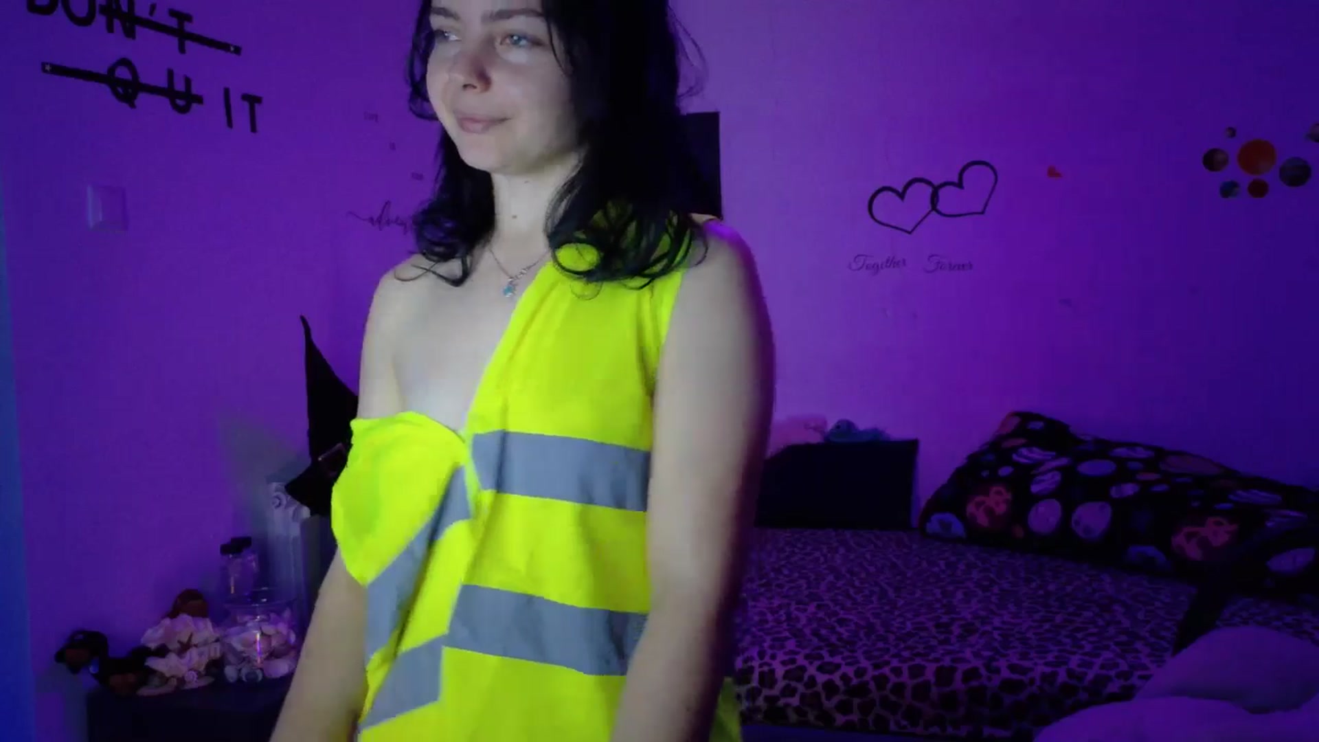 Gallery image thumbnail from YreneA's myfreecams stream on, 11/06/2025, 08:21 image 16 of 20
