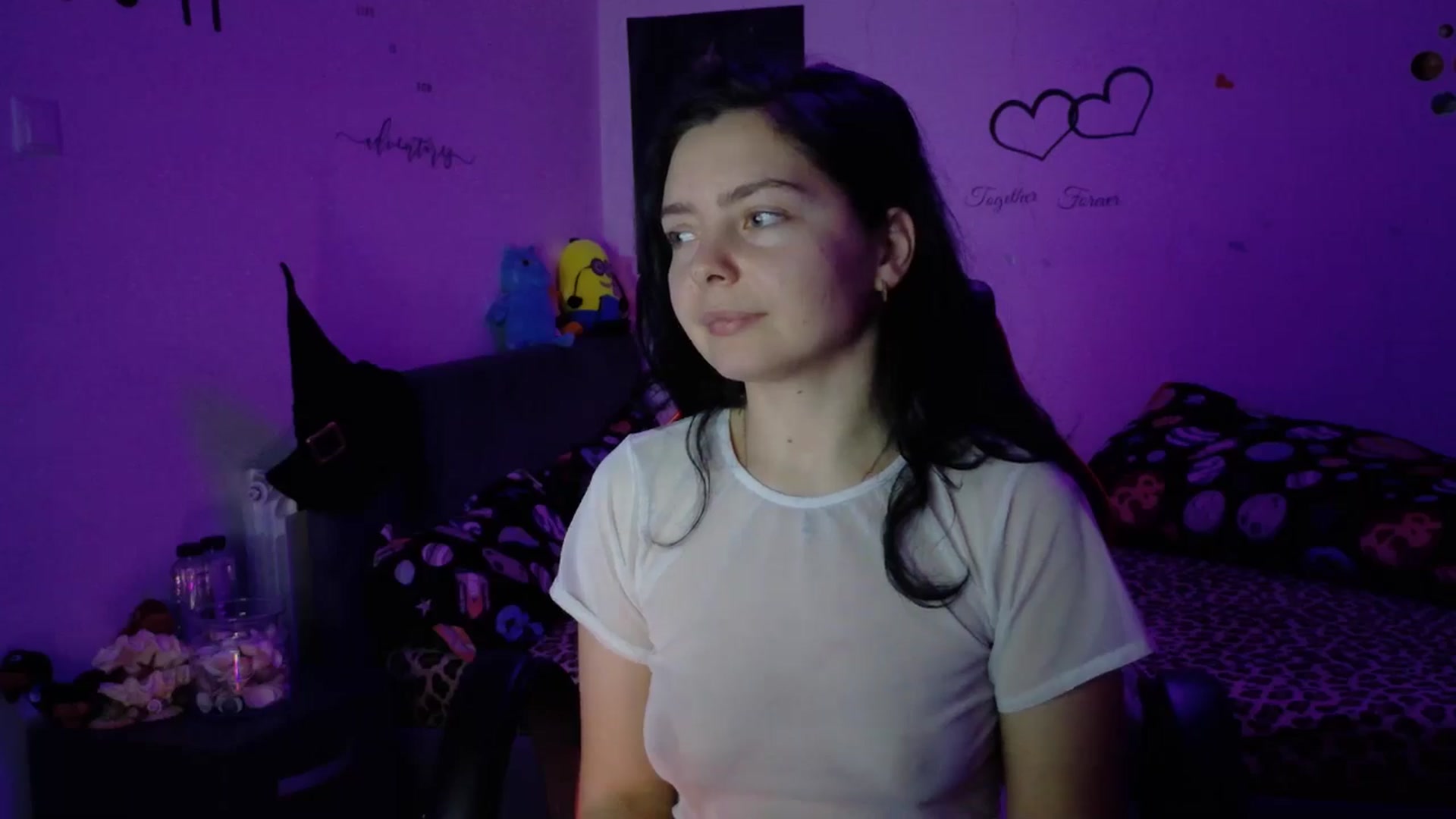 Gallery image thumbnail from YreneA's myfreecams stream on, 11/06/2025, 08:21 image 9 of 20
