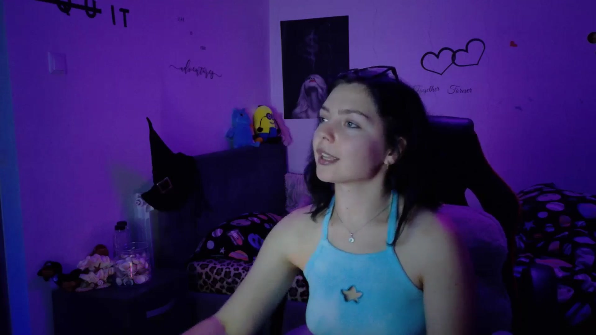 Gallery image thumbnail from YreneA's myfreecams stream on, 11/09/2025, 19:49 image 16 of 20