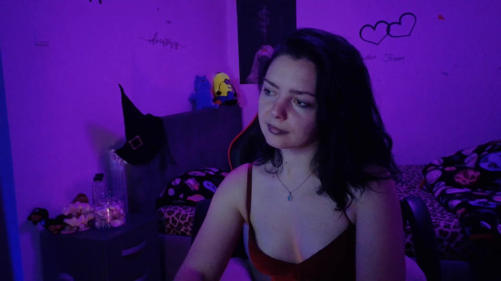Gallery image thumbnail from YreneA's myfreecams stream on, 11/10/2025, 08:25 image 18 of 20