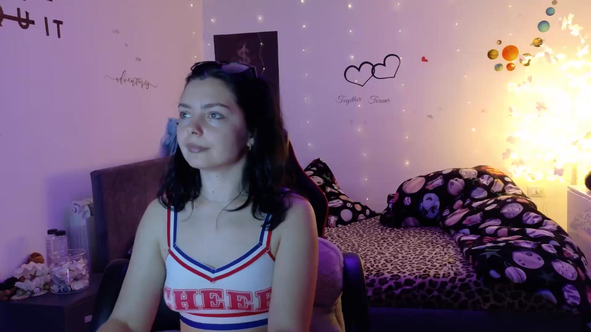 Gallery image thumbnail from YreneA's myfreecams stream on, 11/10/2025, 20:01 image 4 of 20