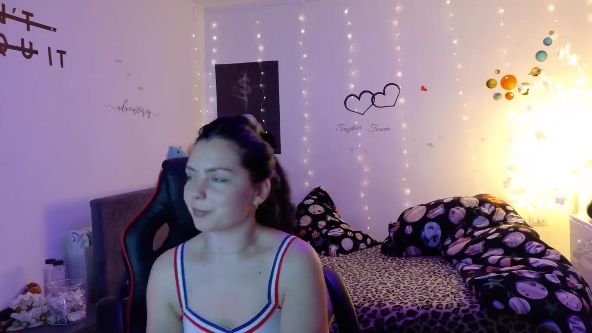 Gallery image thumbnail from YreneA's myfreecams stream on, 11/10/2025, 20:01 image 7 of 20