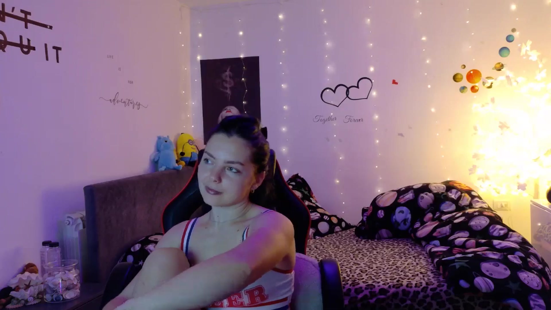Gallery image thumbnail from YreneA's myfreecams stream on, 11/10/2025, 20:01 image 5 of 20