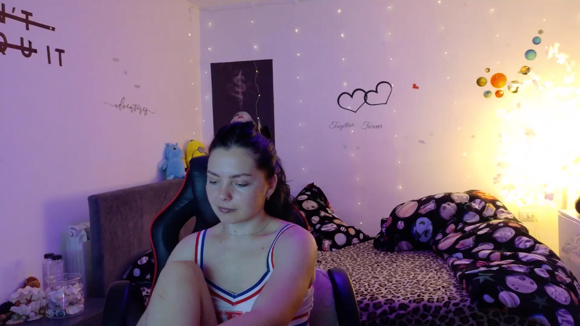 Gallery image thumbnail from YreneA's myfreecams stream on, 11/10/2025, 20:01 image 6 of 20