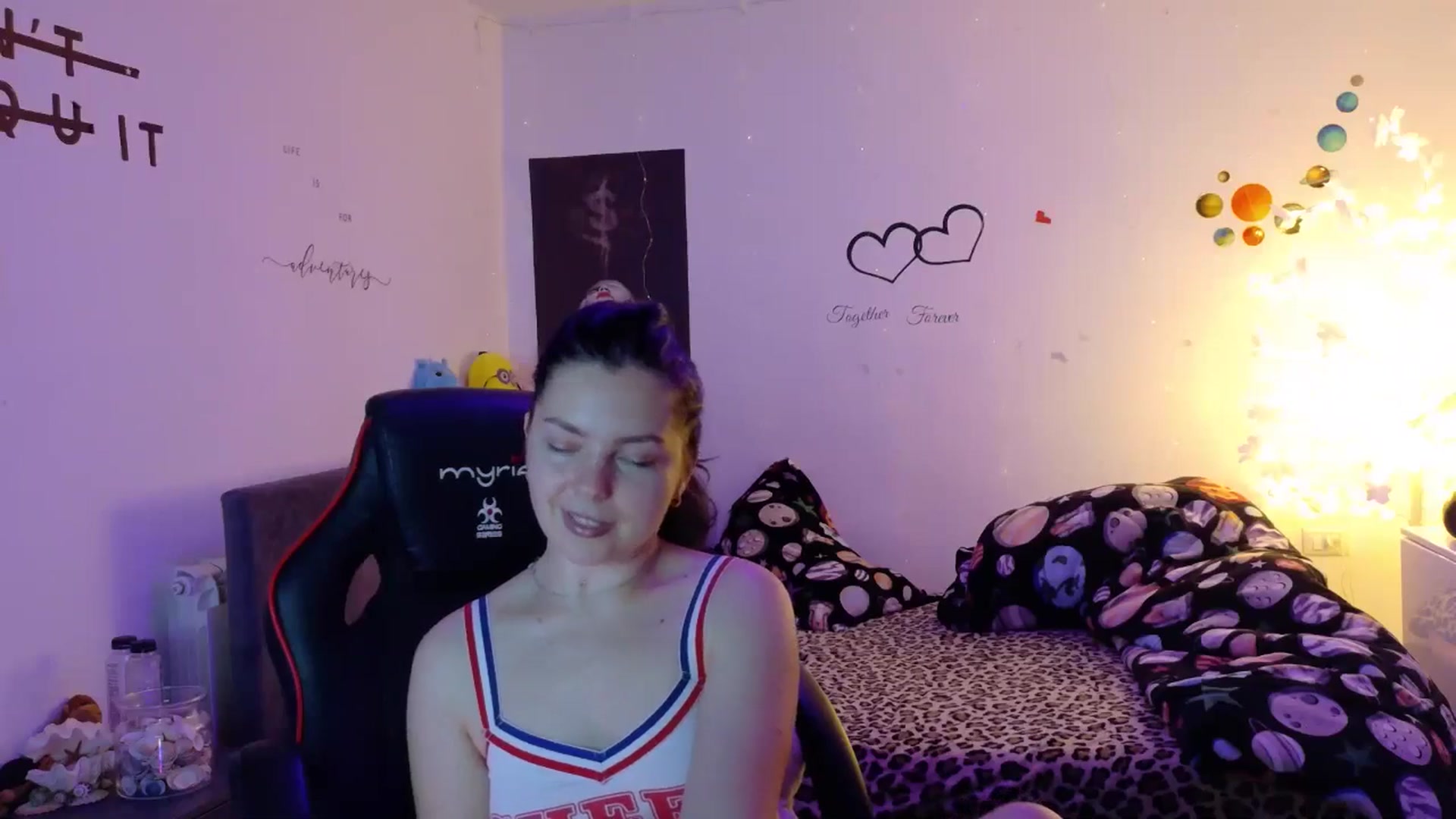 Gallery image thumbnail from YreneA's myfreecams stream on, 11/10/2025, 20:01 image 8 of 20