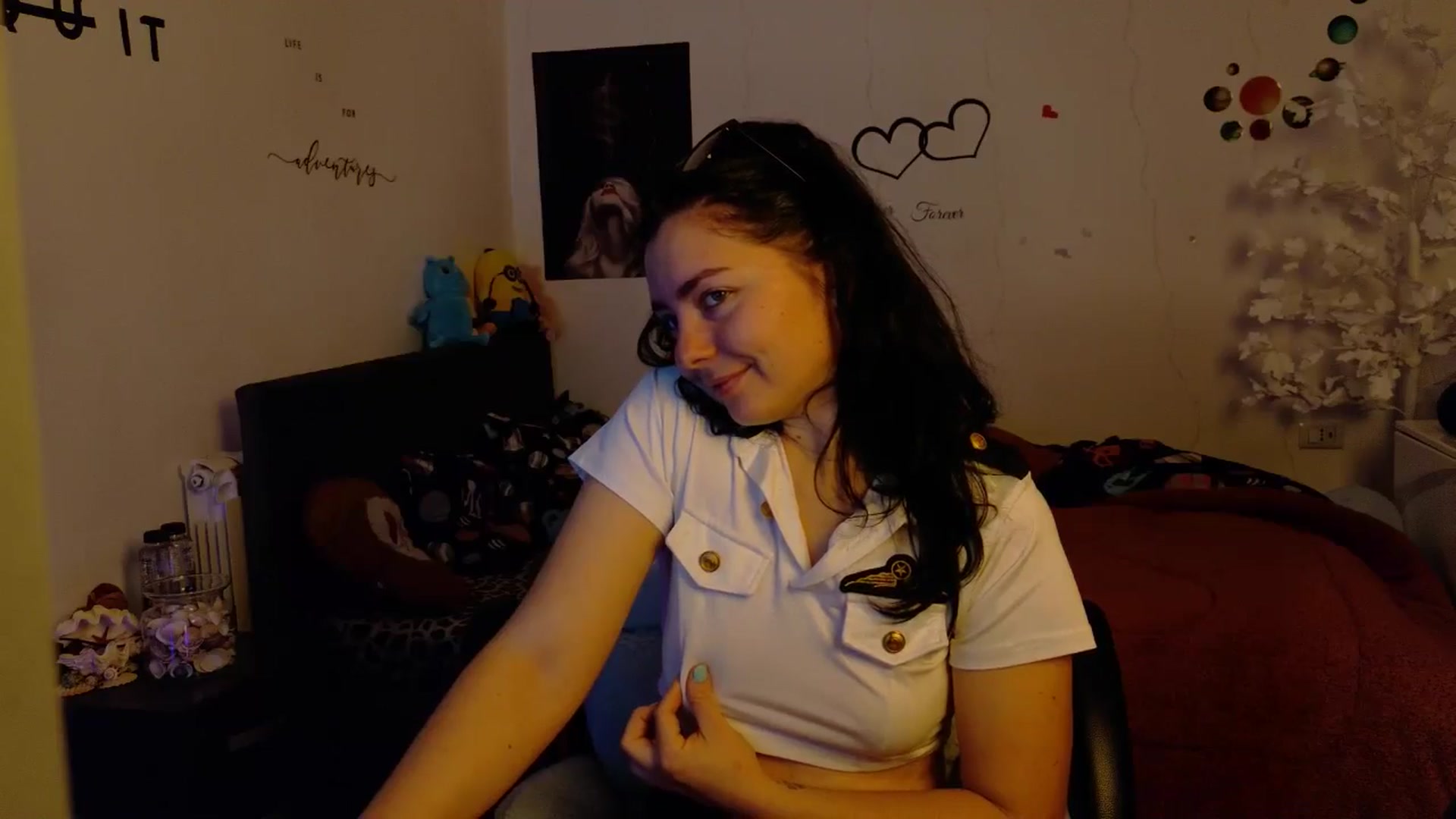 Gallery image thumbnail from YreneA's myfreecams stream on, 11/12/2025, 07:25 image 18 of 20